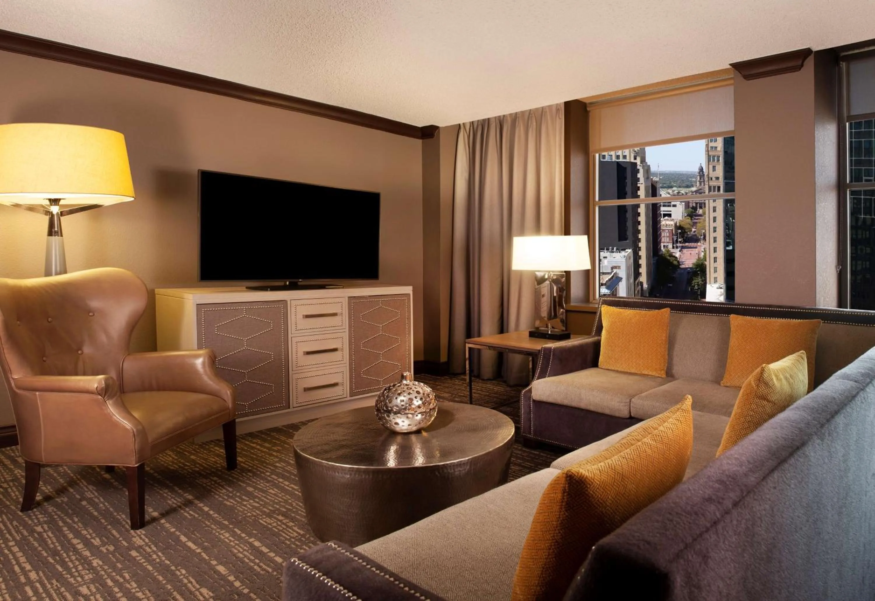 Bedroom in Hilton Fort Worth