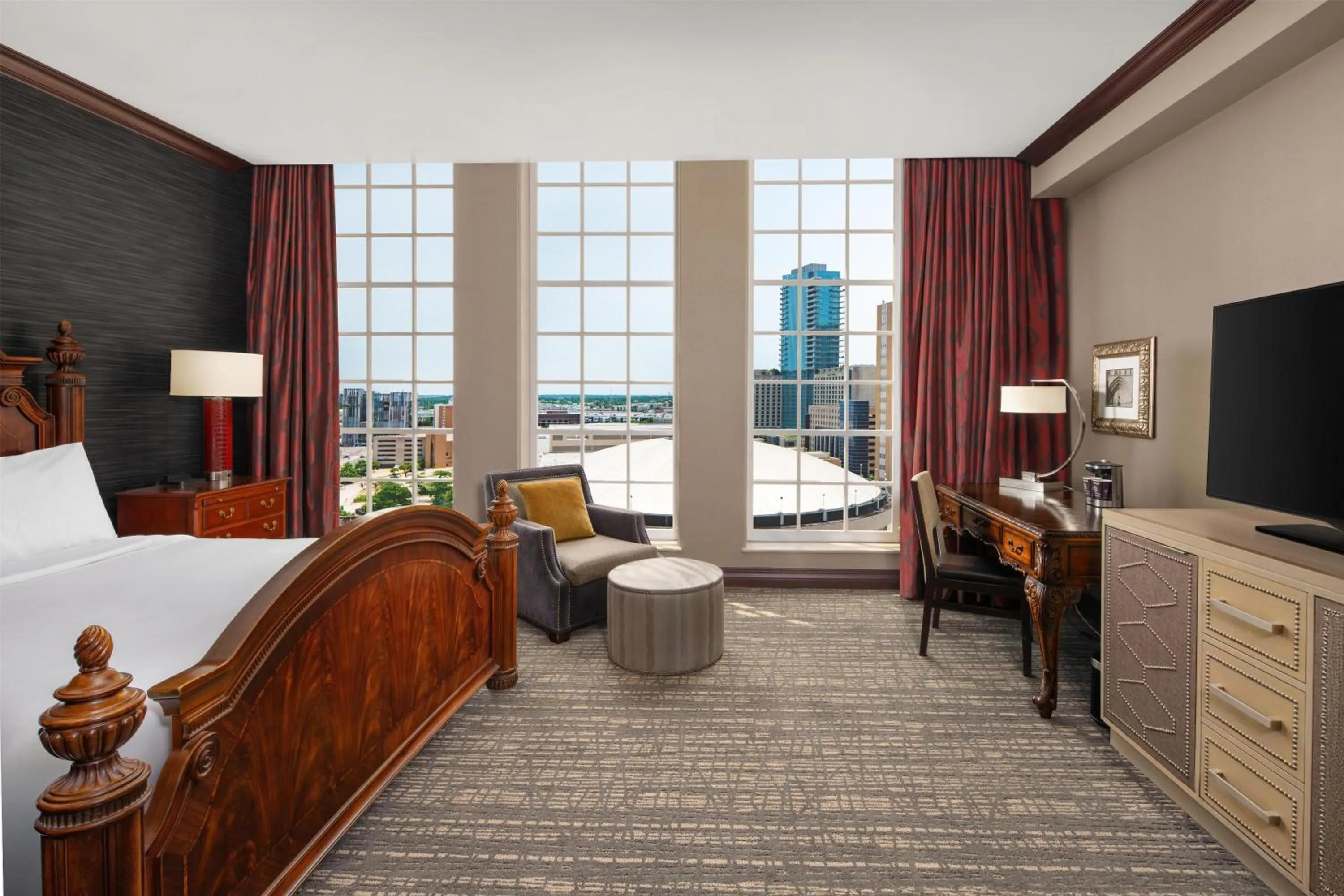 View (from property/room), Bed in Hilton Fort Worth