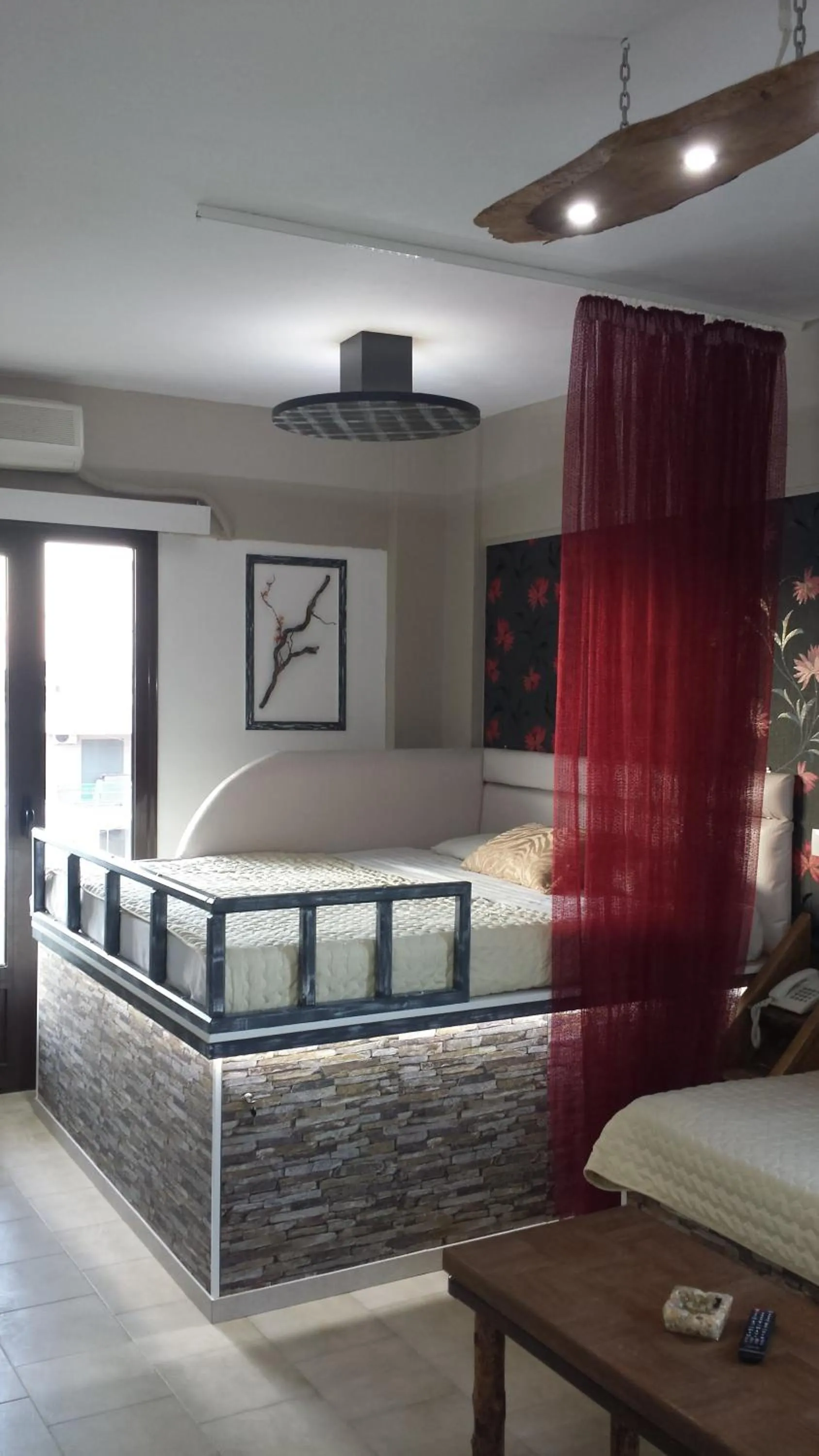 Photo of the whole room, Bed in Takis Hotel Apartments