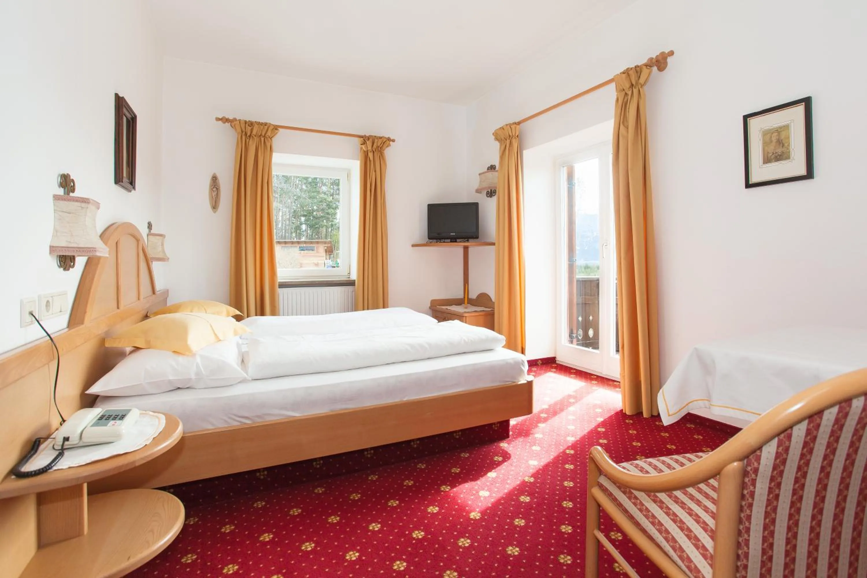 Day, Bed in Hotel Lichtenstern