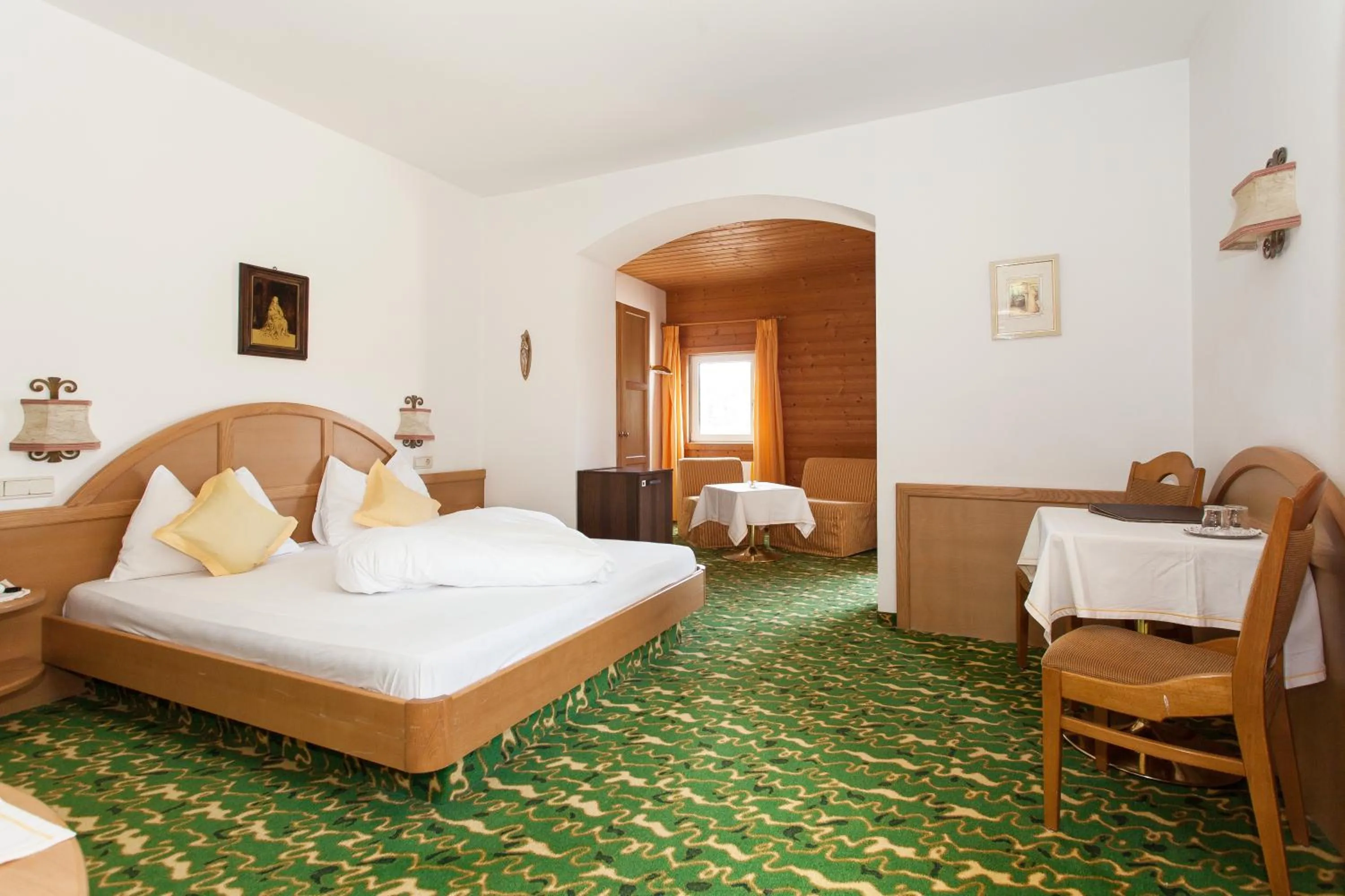 Day, Bed in Hotel Lichtenstern