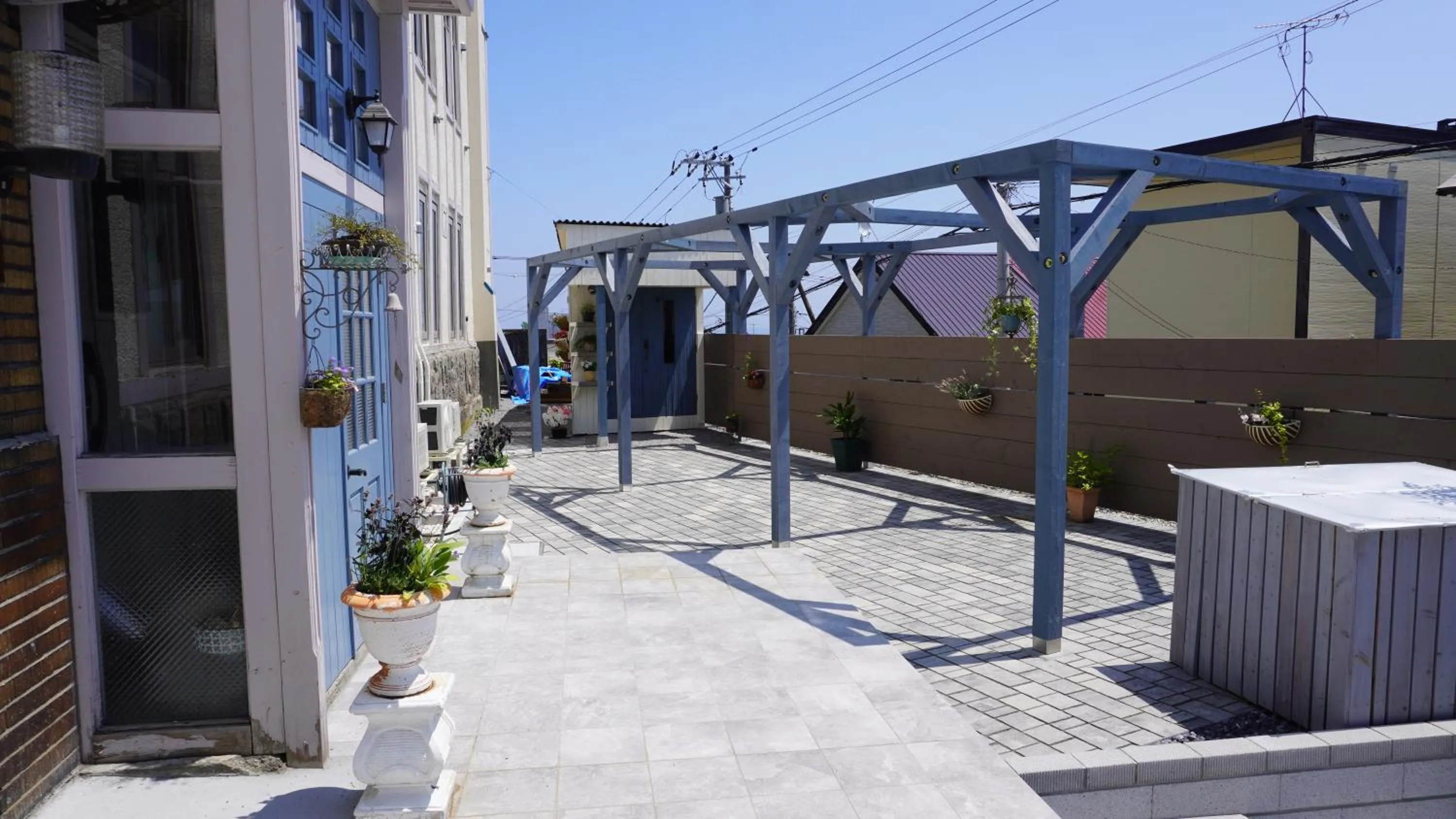 Property building in Little Barrel