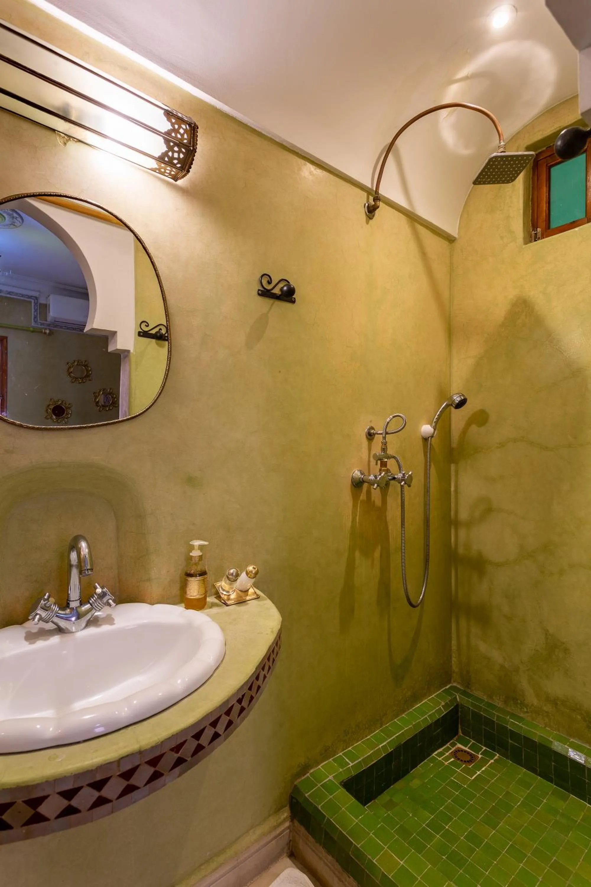 Shower in Riad Bianca Marrakech
