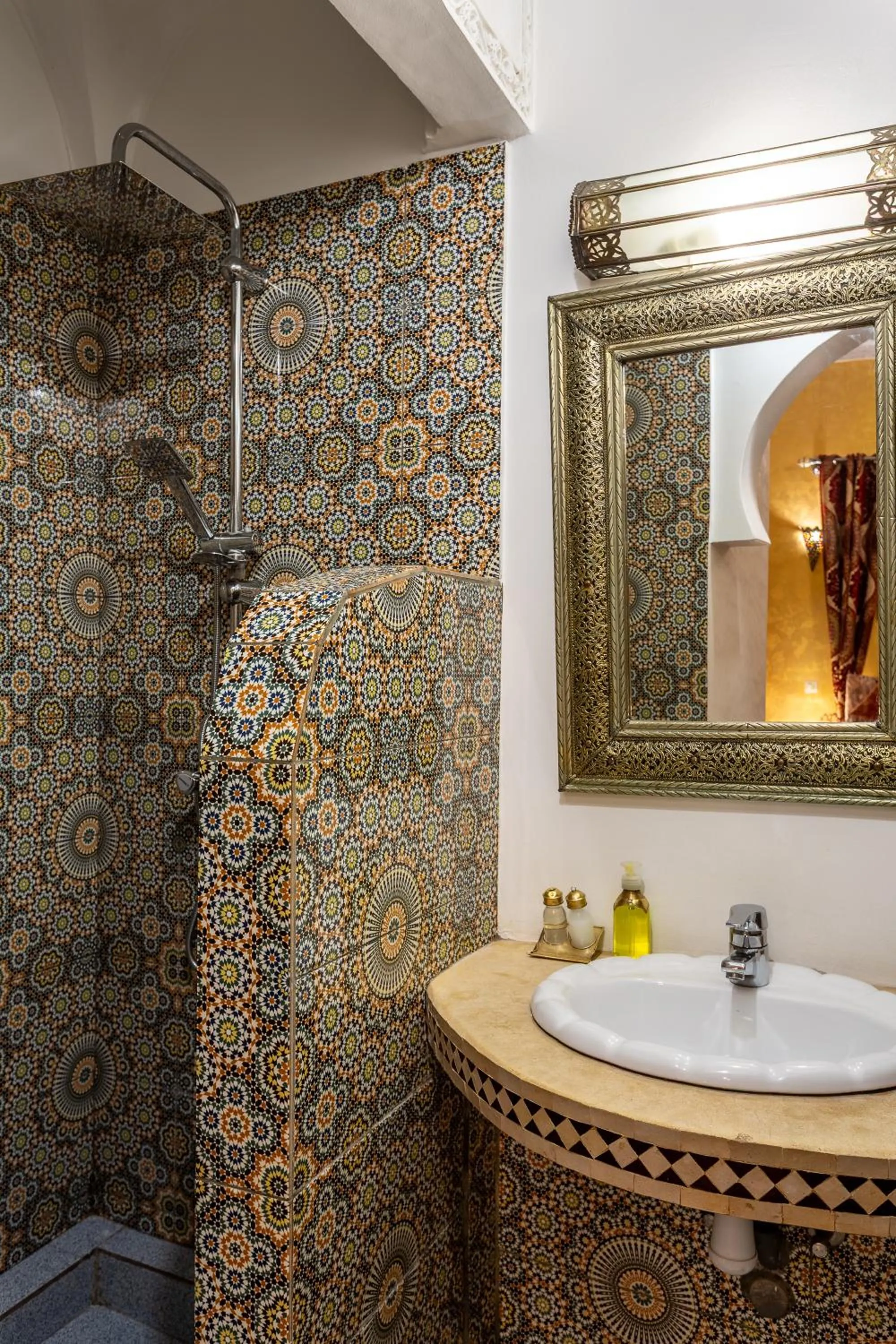 Shower in Riad Bianca Marrakech