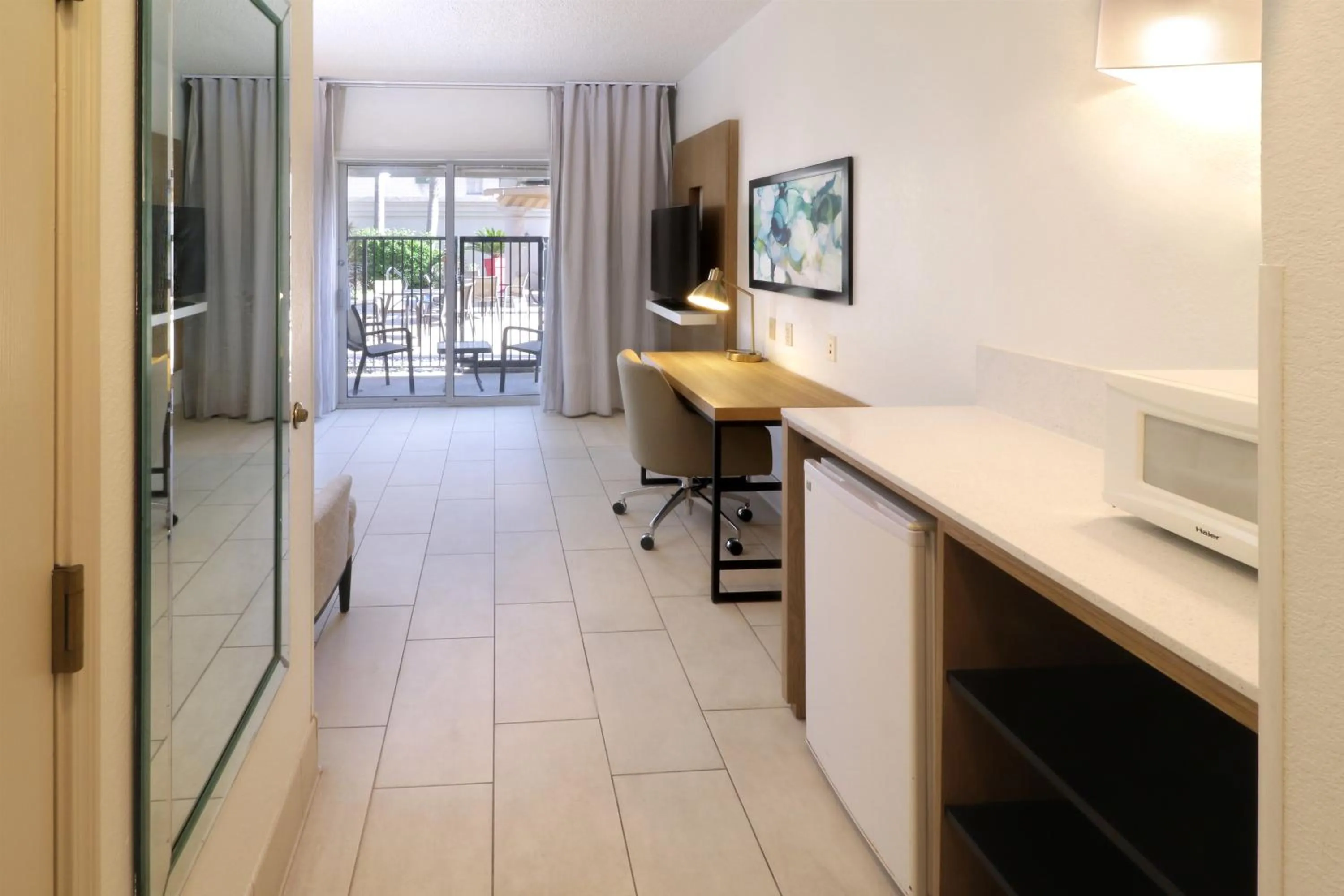 Patio in Wyndham Garden McAllen at La Plaza Mall