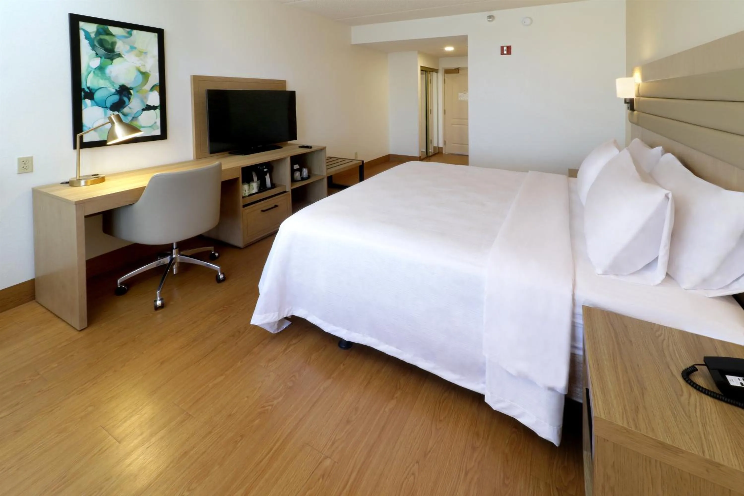 Bed in Wyndham Garden McAllen at La Plaza Mall