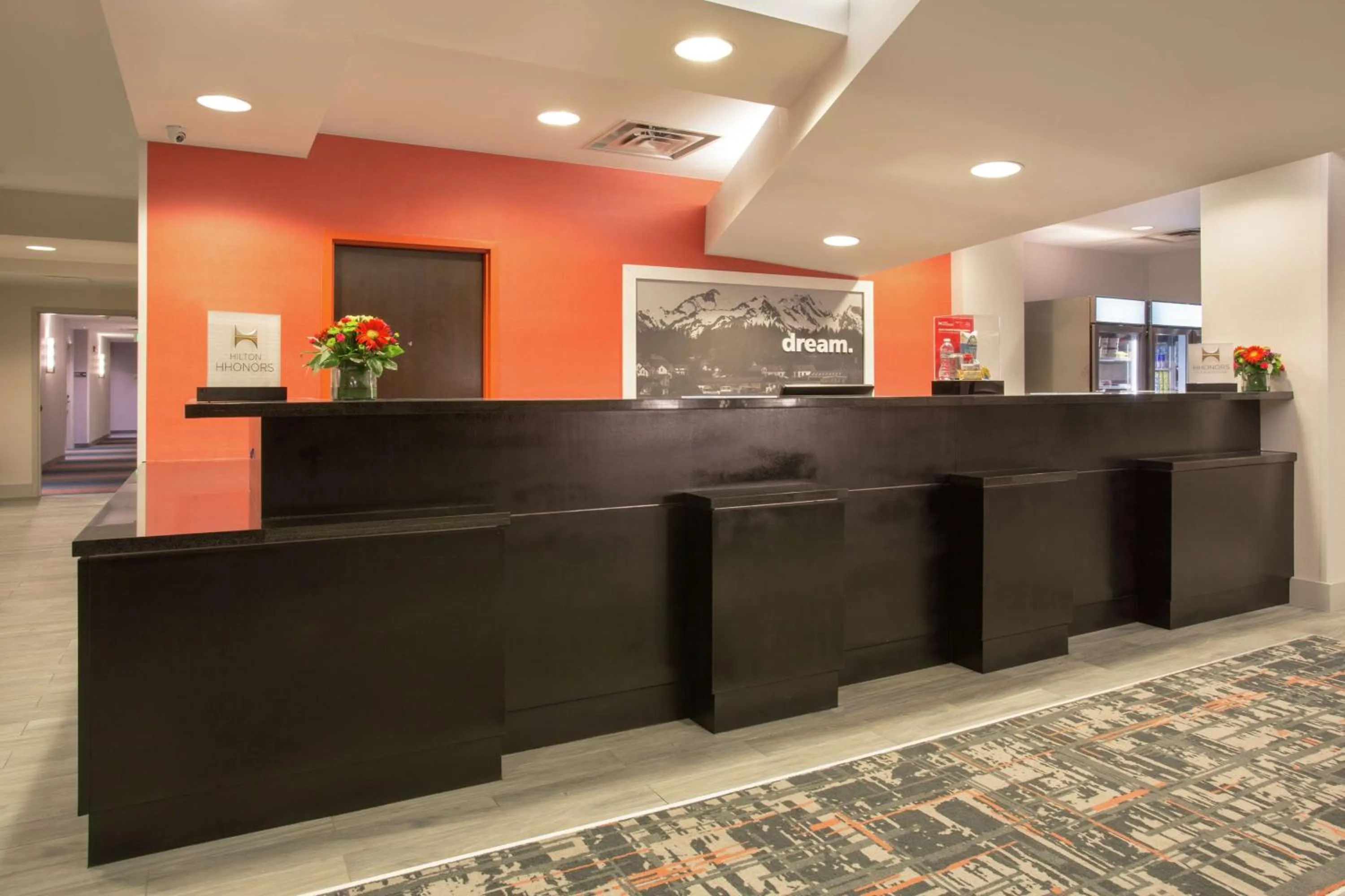 Lobby or reception in Hampton Inn & Suites Denver-Downtown