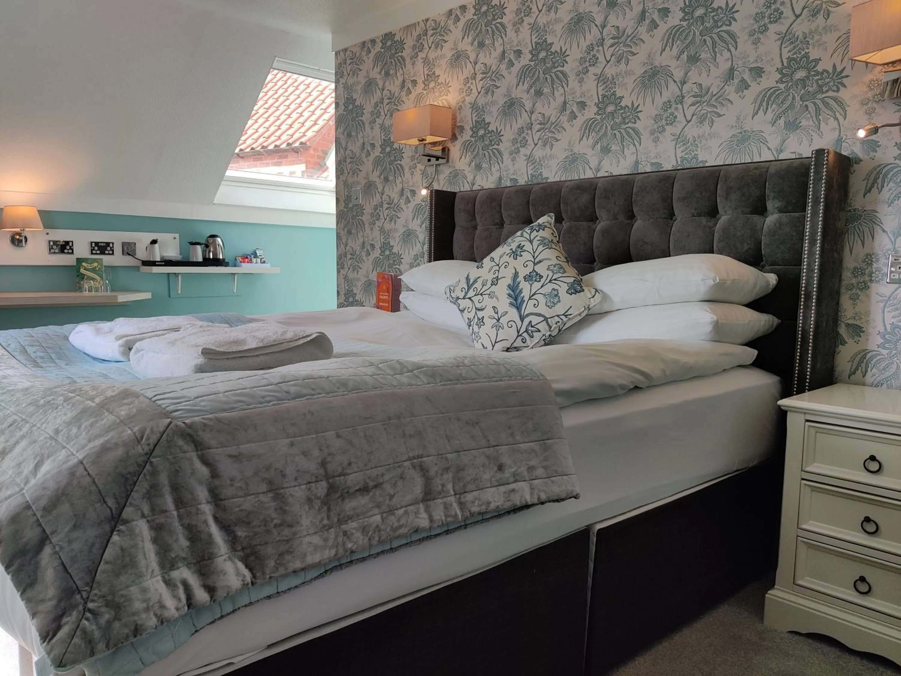 Bed in Bingham Townhouse Hotel