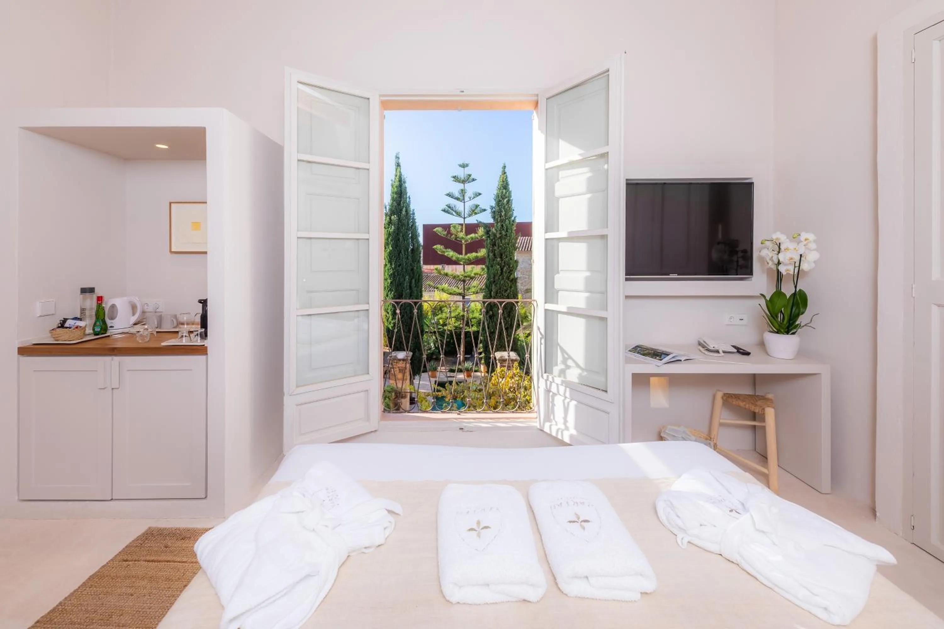 Bed in Yartan Boutique Hotel - Adults Only