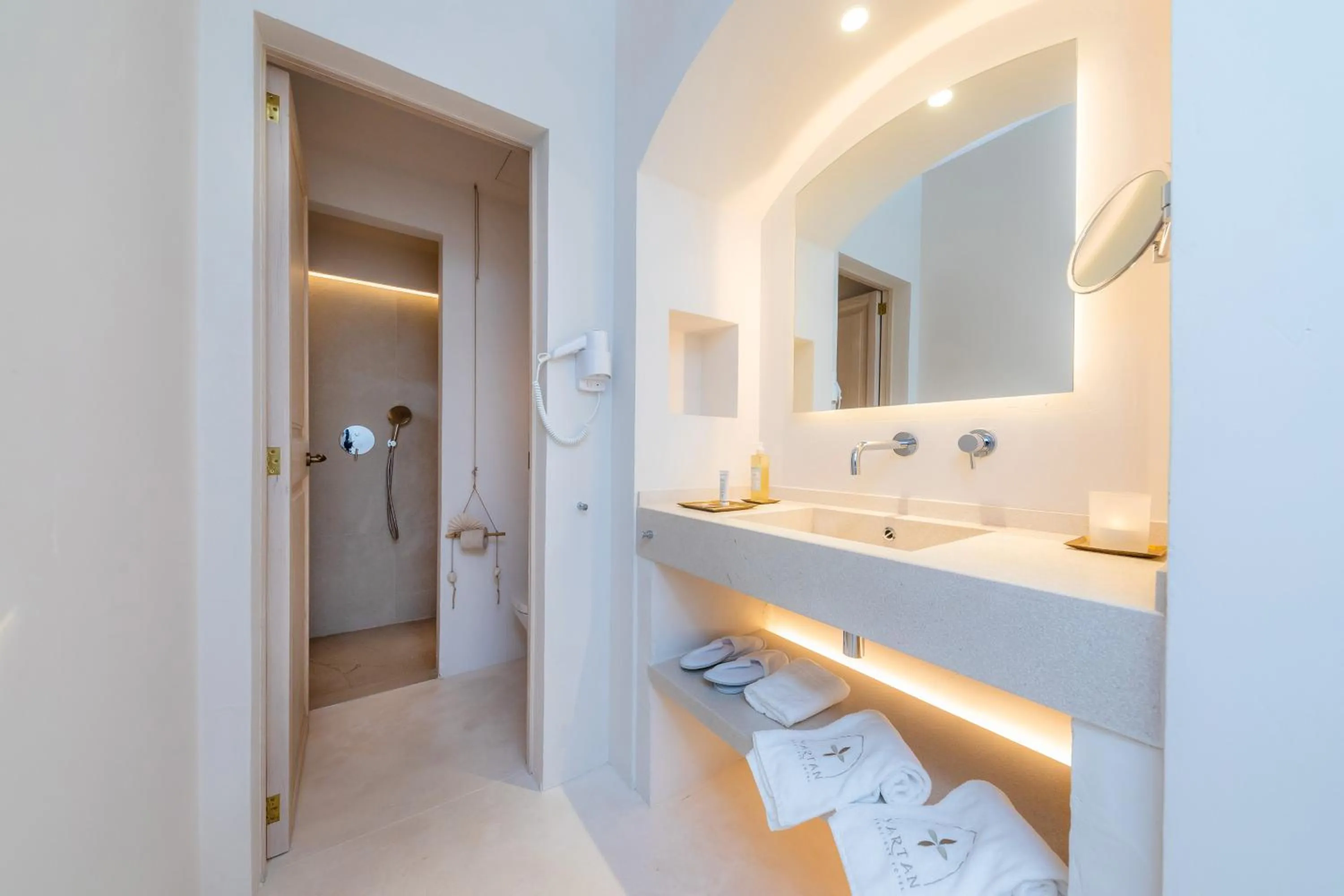 Shower in Yartan Boutique Hotel - Adults Only