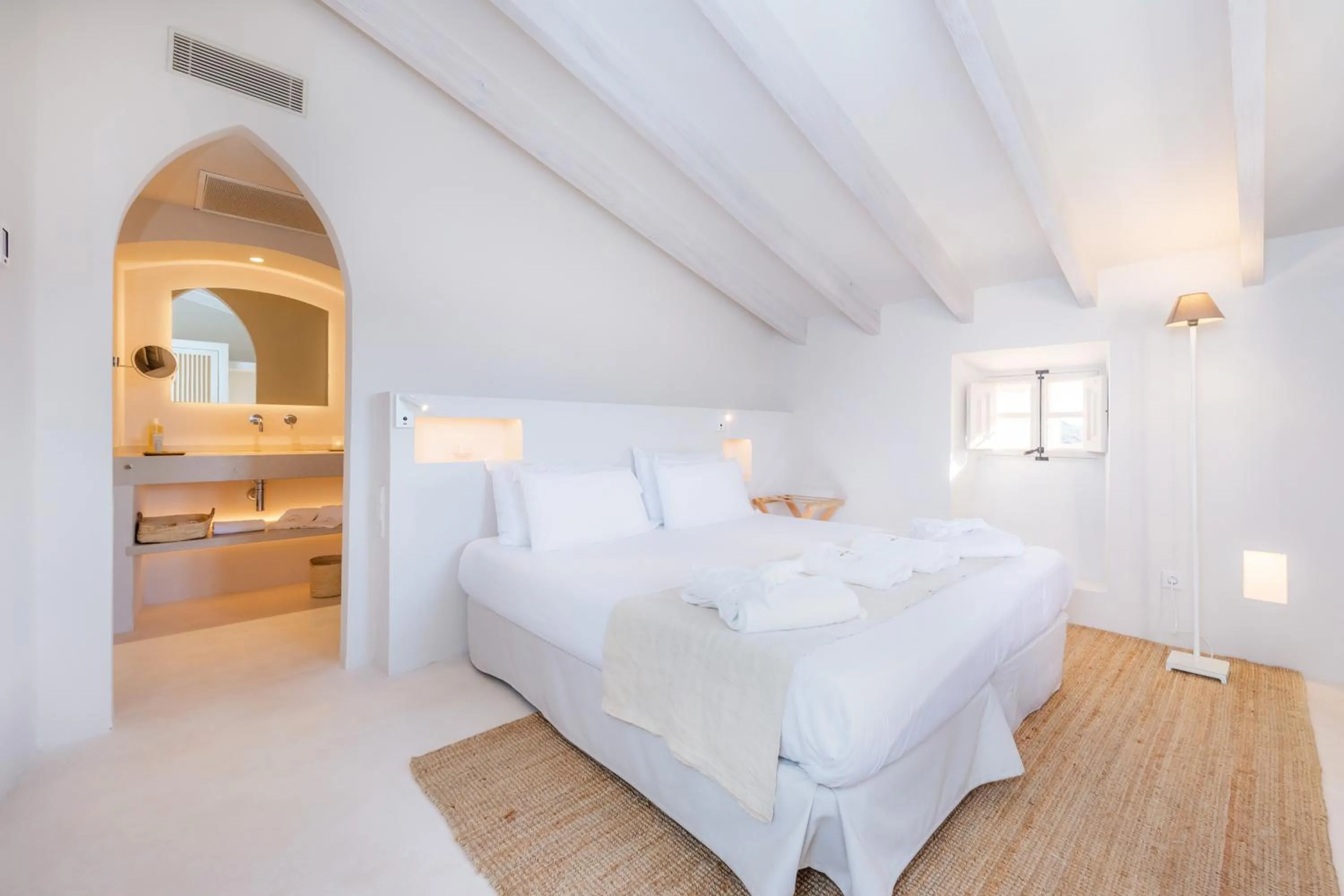 Bed in Yartan Boutique Hotel - Adults Only