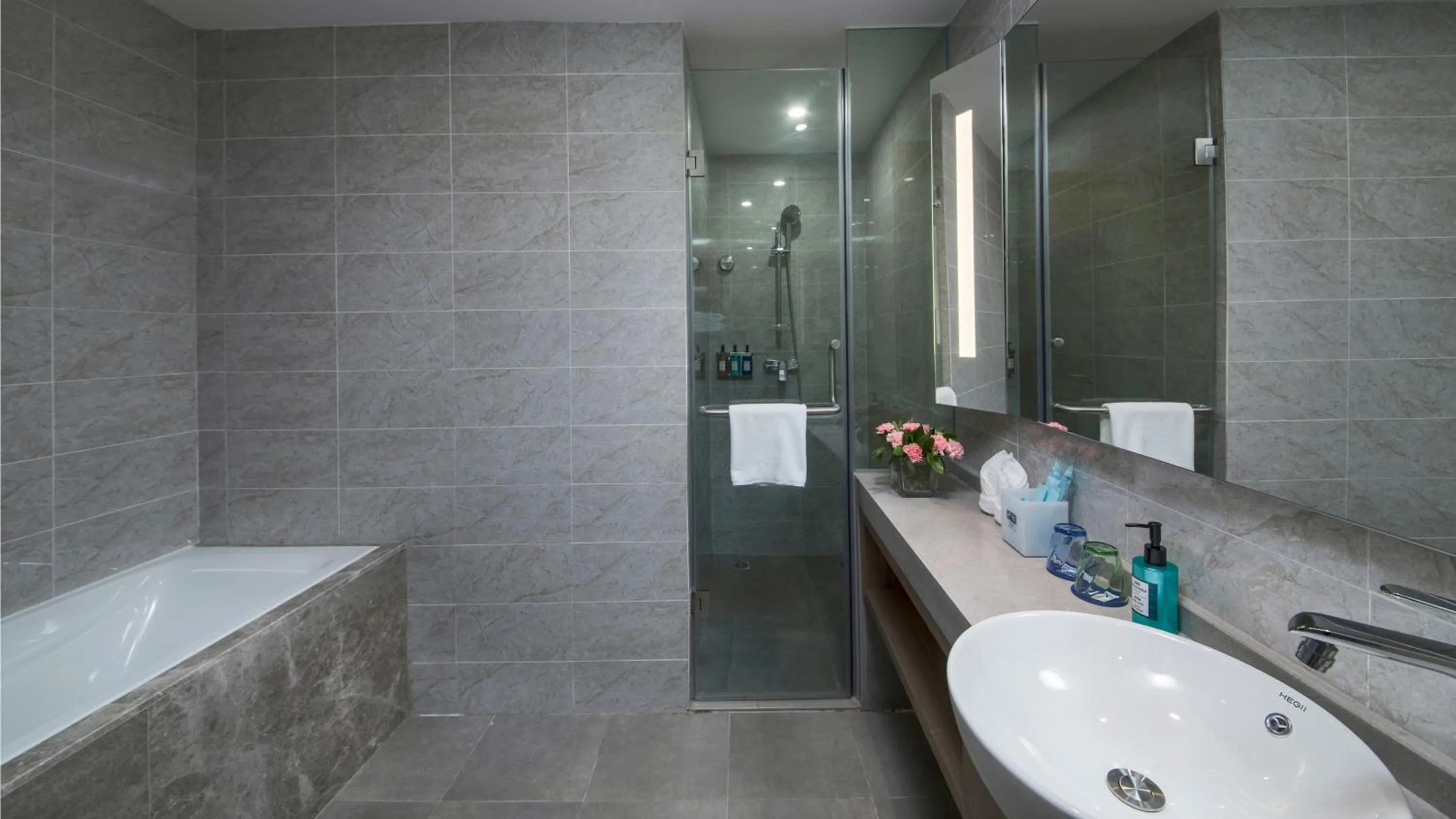 Holiday Inn Express - Xichang City Center by IHG