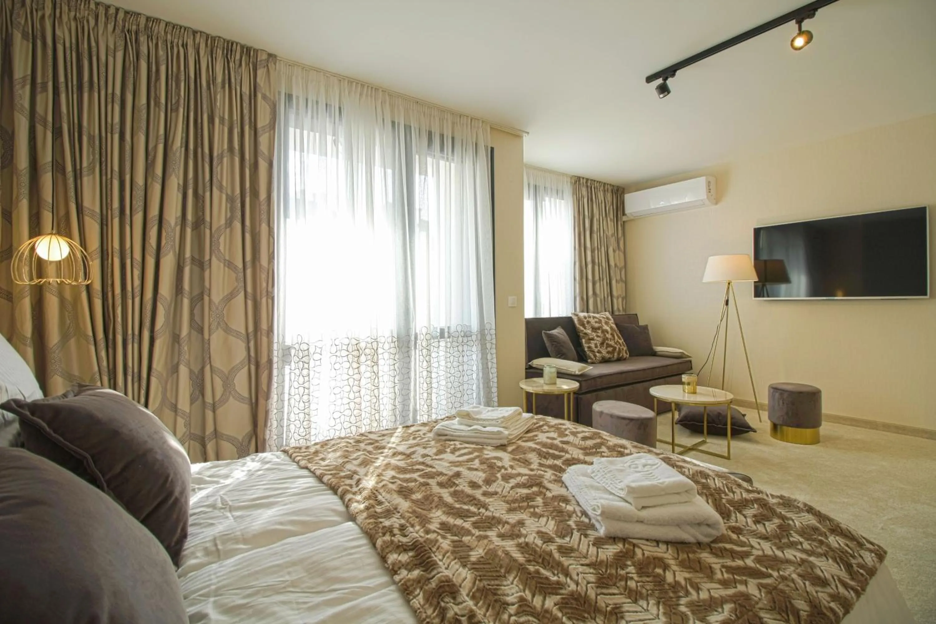 TV and multimedia, Bed in Boutique Apartments Blagoevgrad
