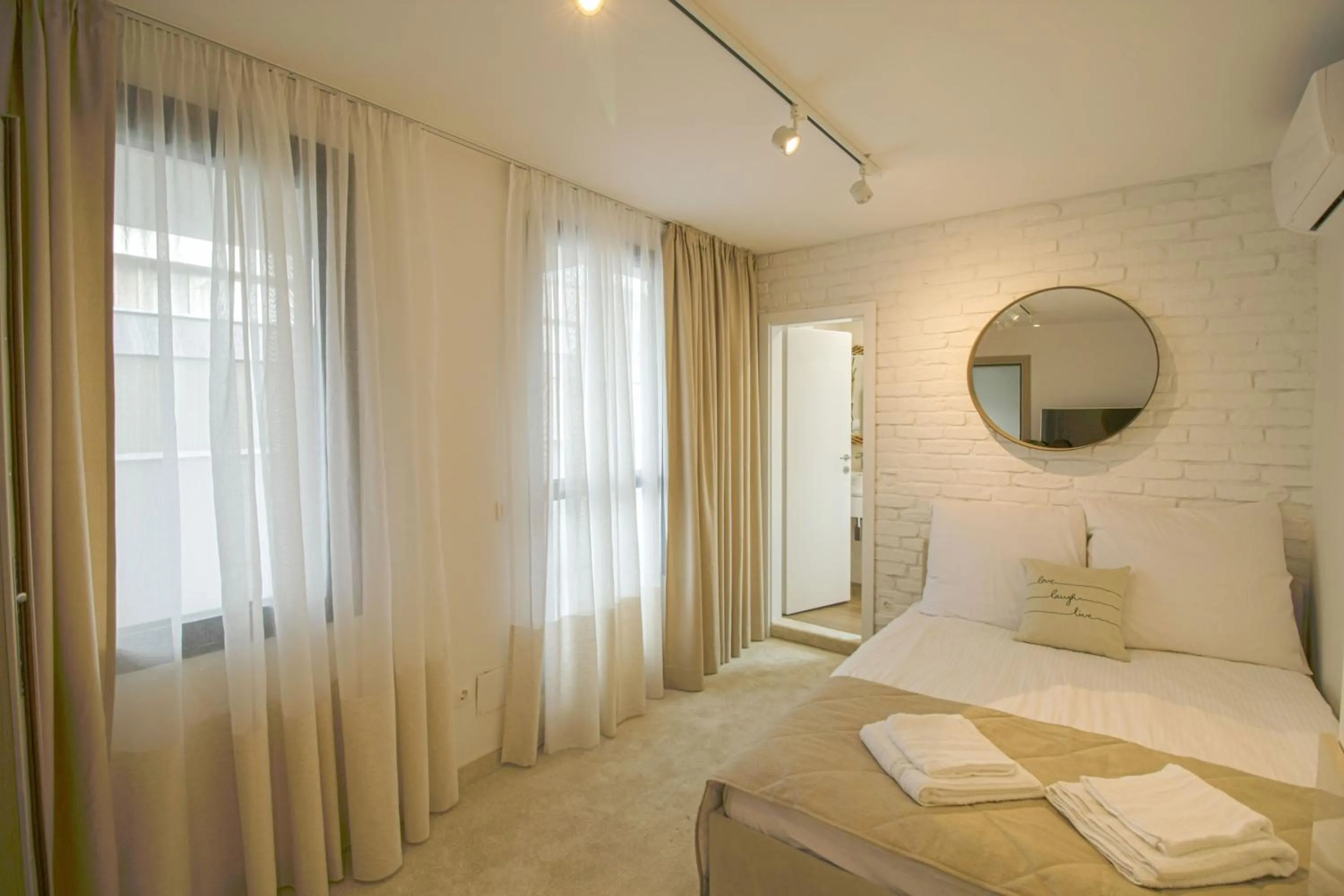 Bathroom, Bed in Boutique Apartments Blagoevgrad