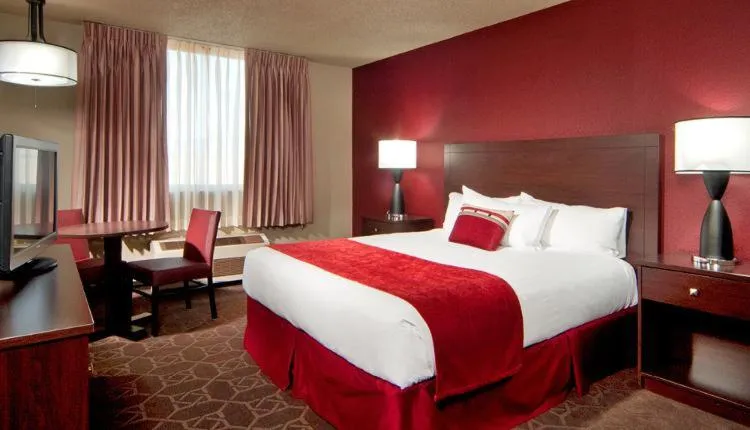 TV and multimedia, Bed in The Edgewater Hotel and Casino