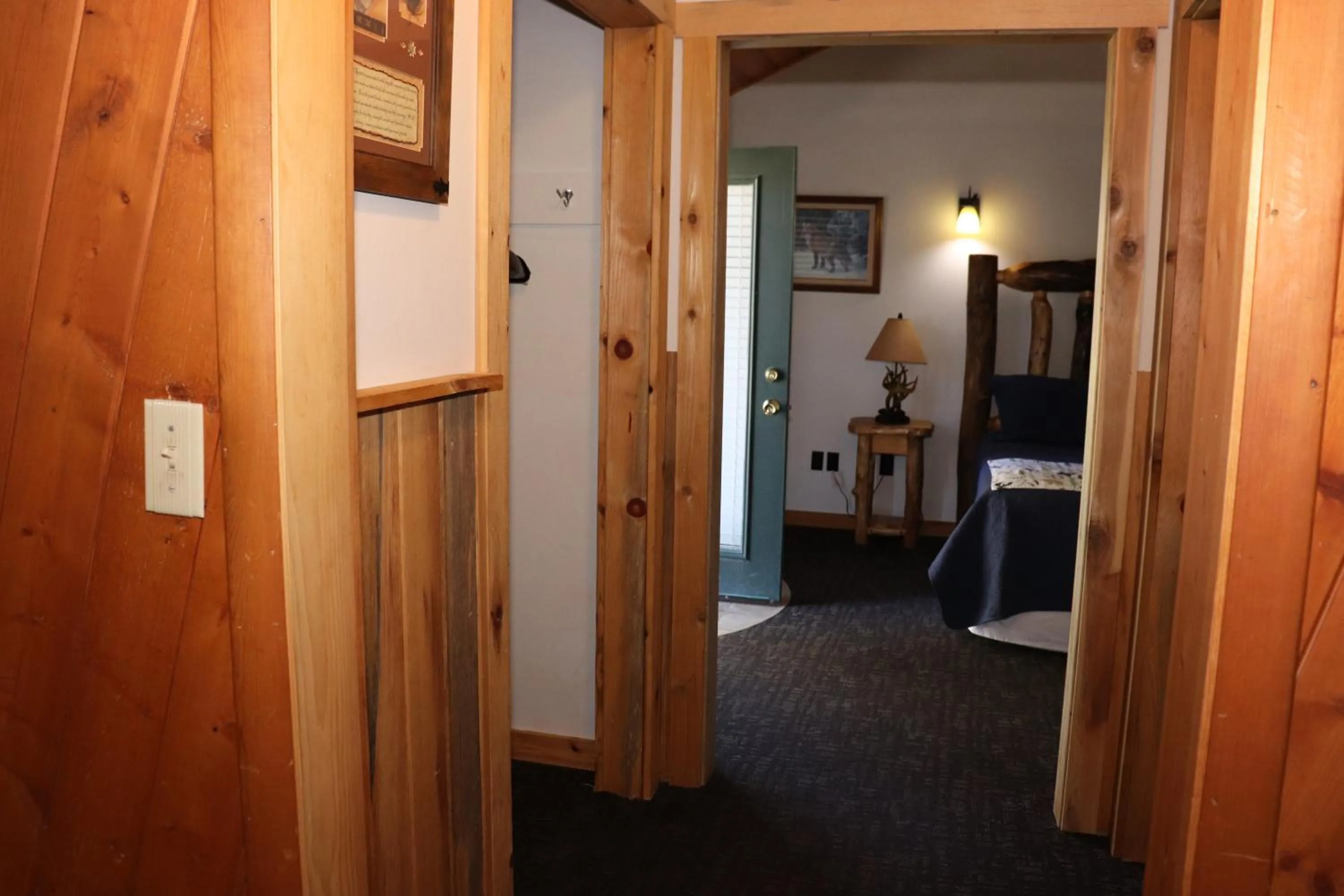 Yellowstone Valley Inn