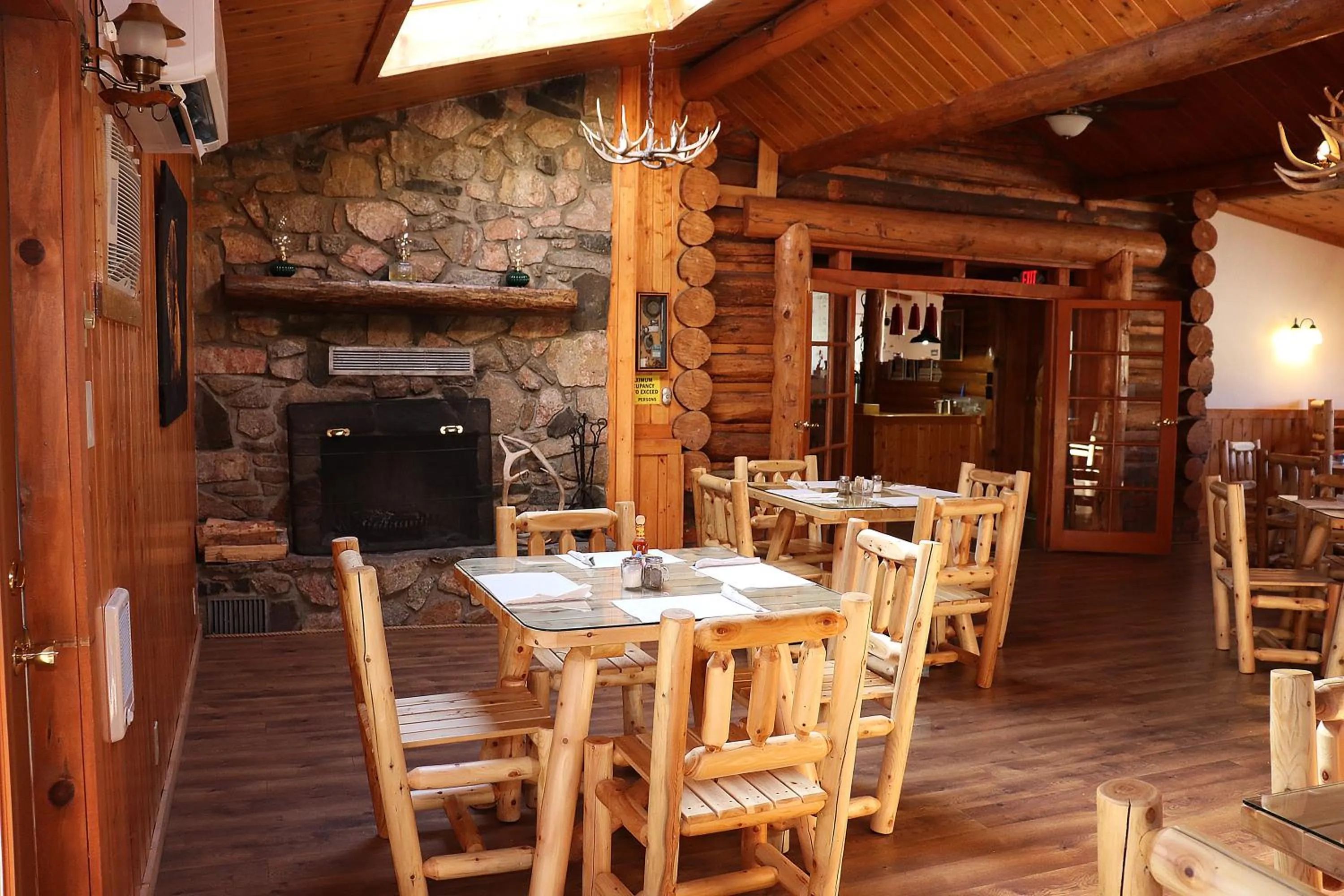 Yellowstone Valley Inn