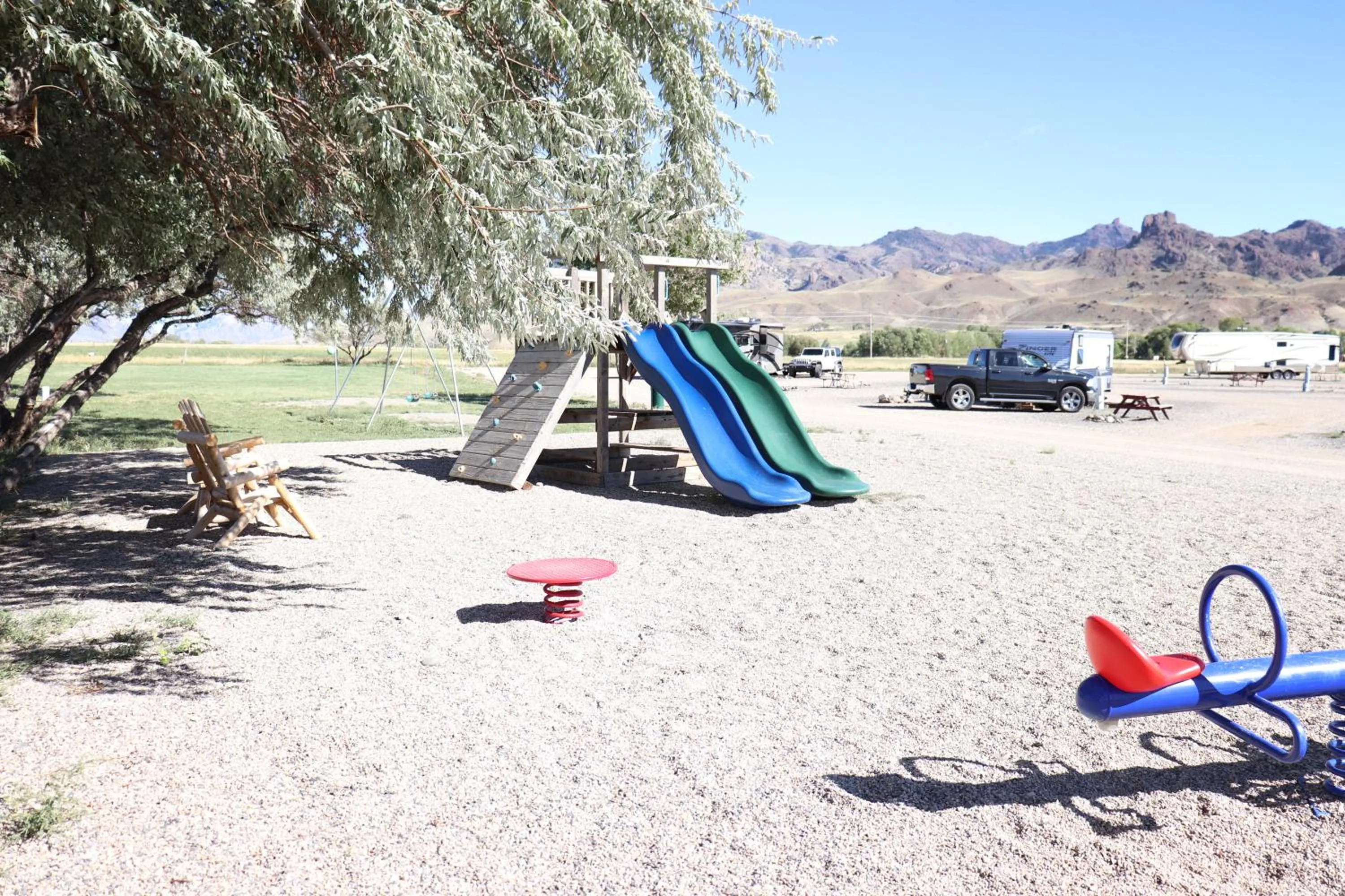 Yellowstone Valley Inn