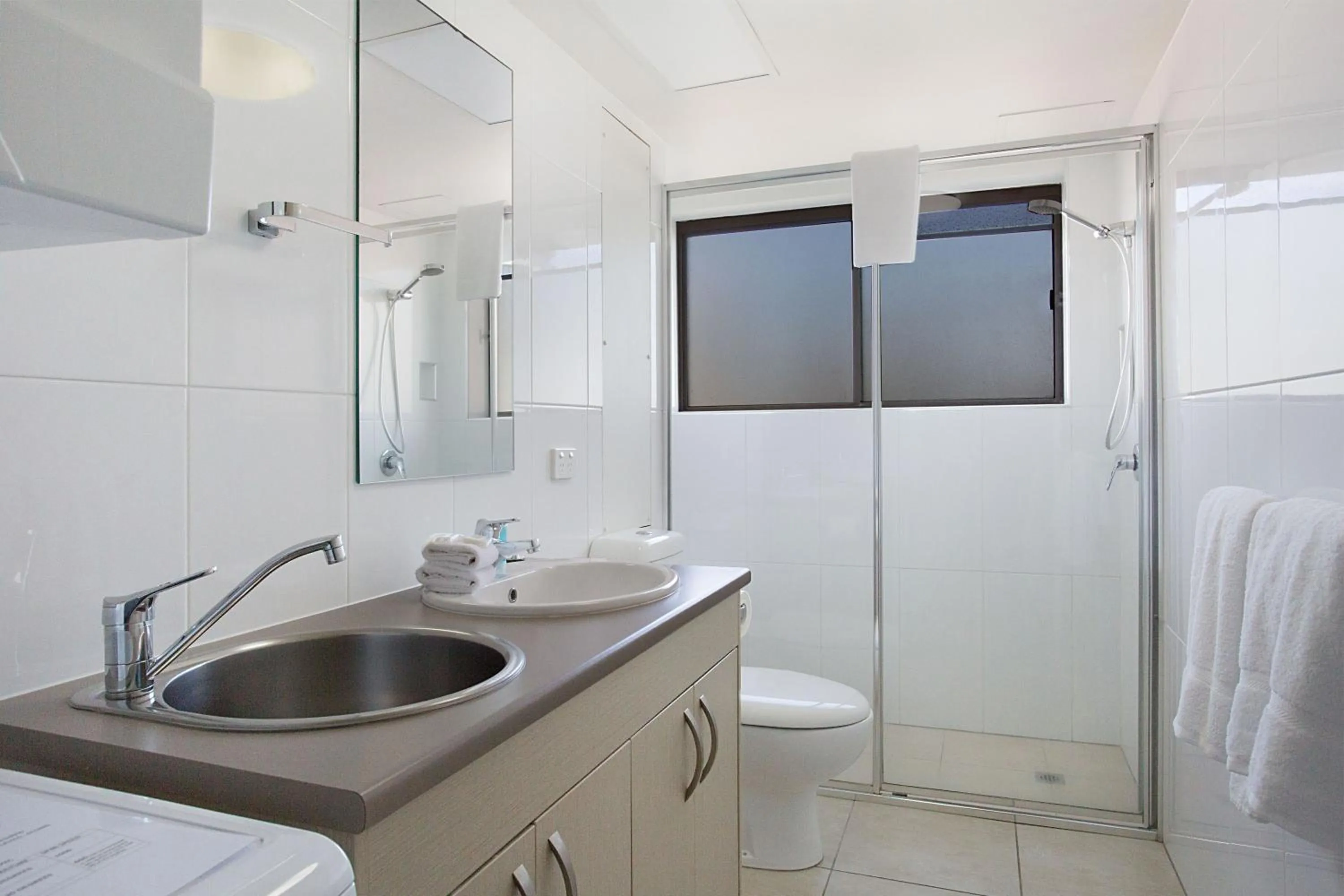 Shower in Voyager Resort