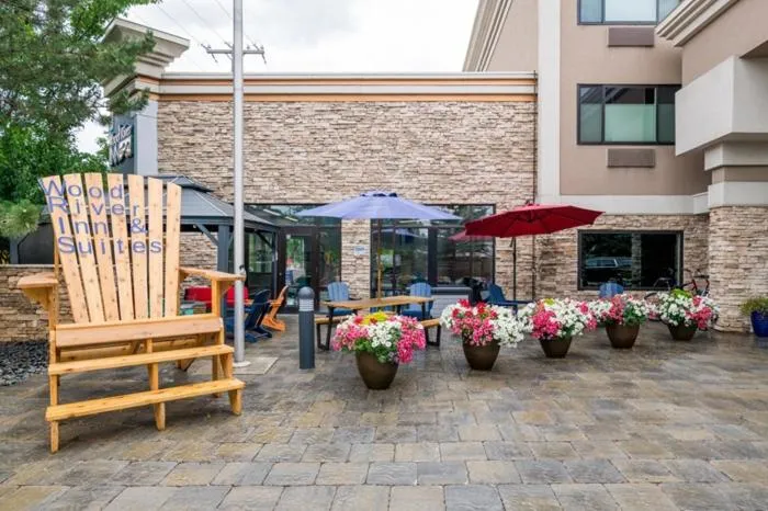Patio in Wood River Inn & Suite