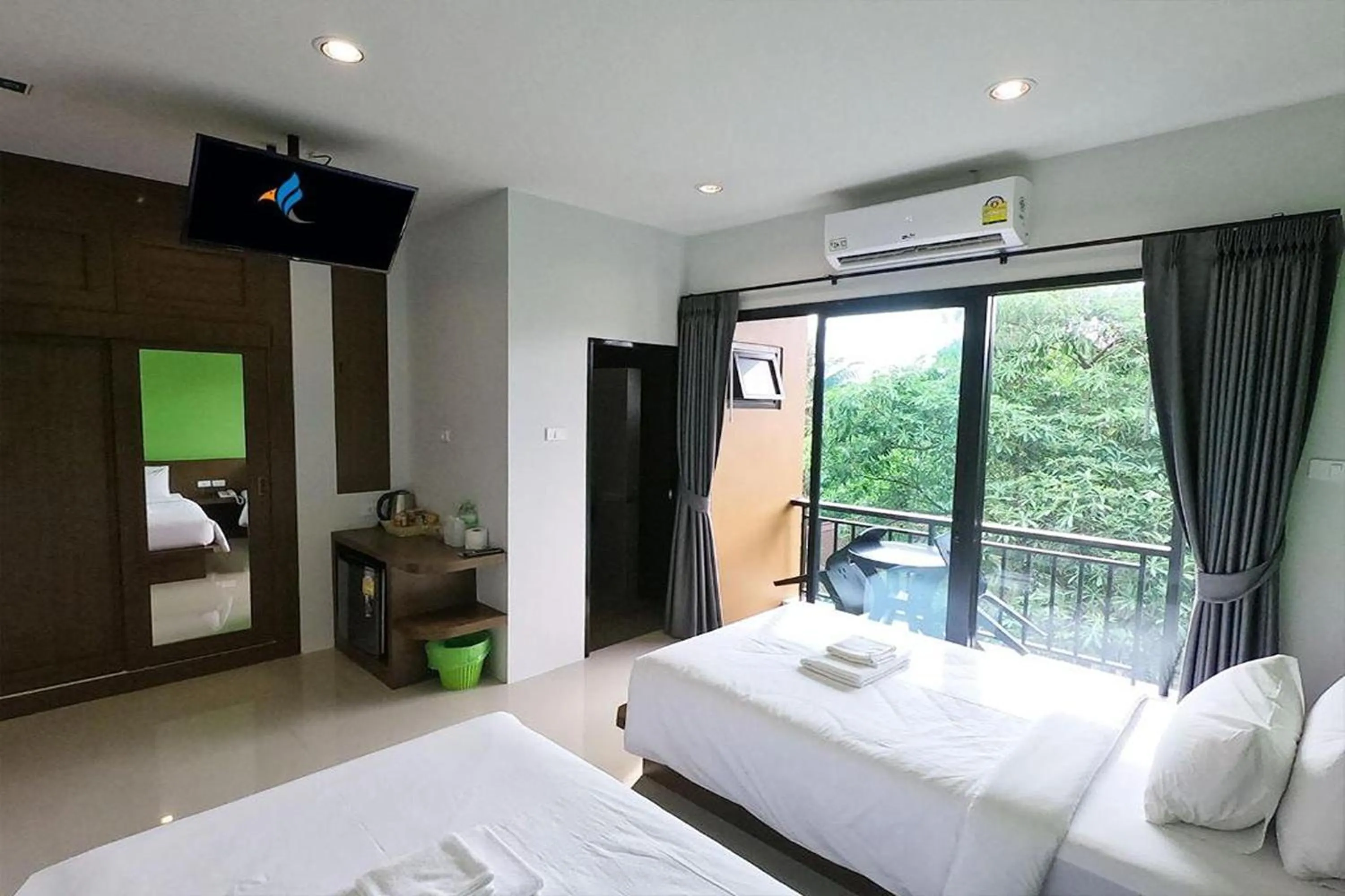 Bed in Friendly Hotel Krabi