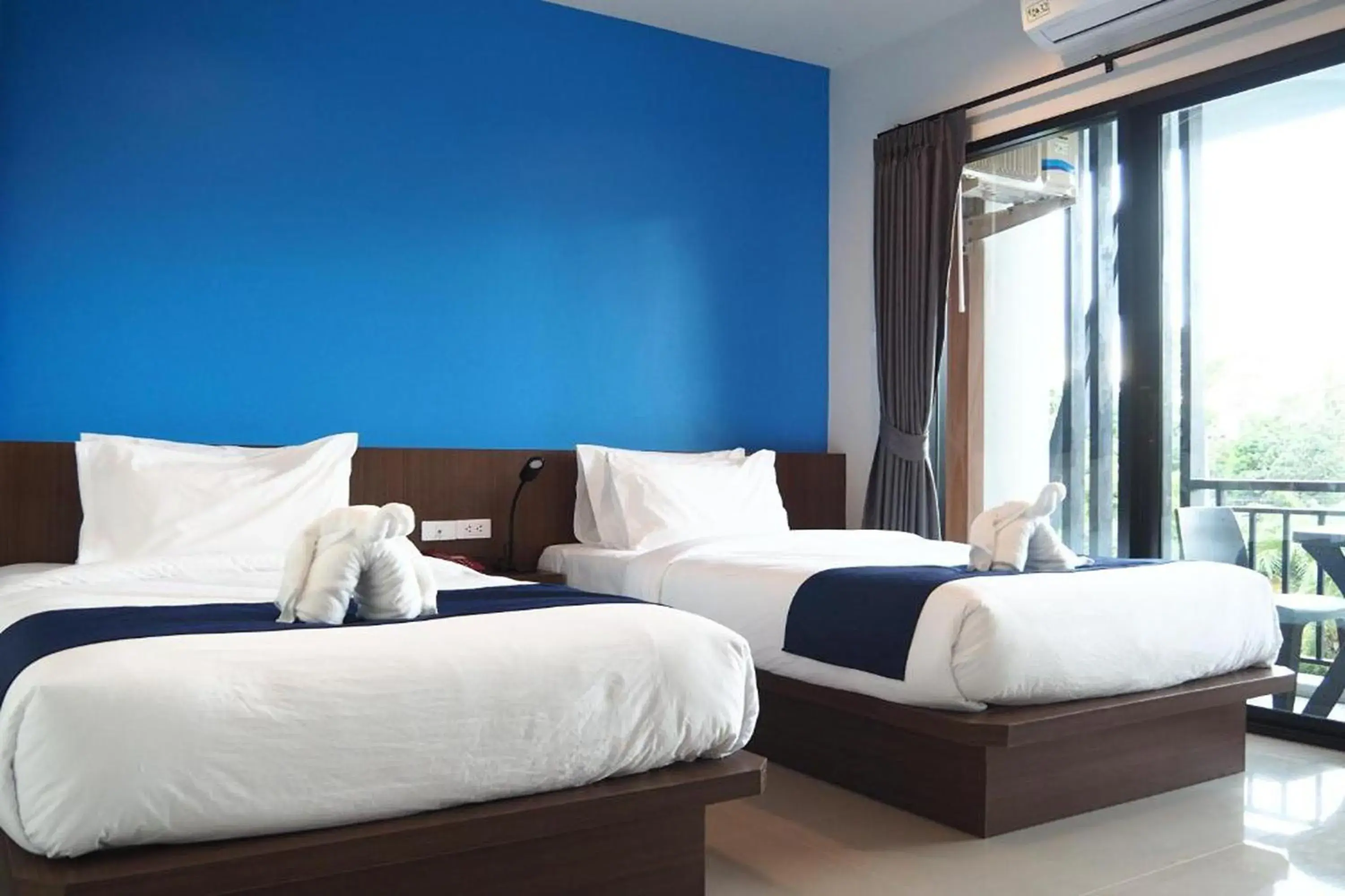 Twin Room with Pool View in Friendly Hotel Krabi Twin Room with Pool View in Friendly Hotel Krabi