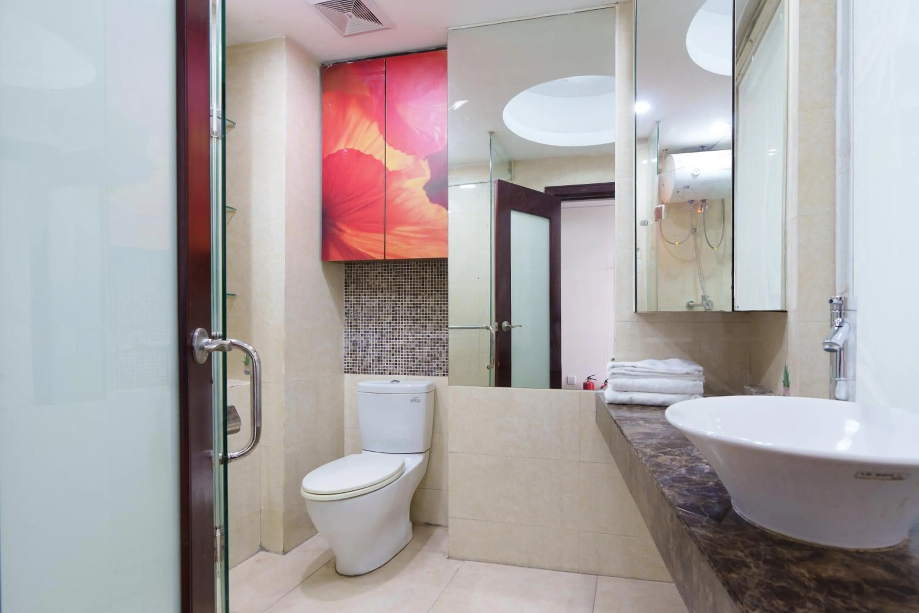 Property building in Sunny International Apartment From Beijing Road