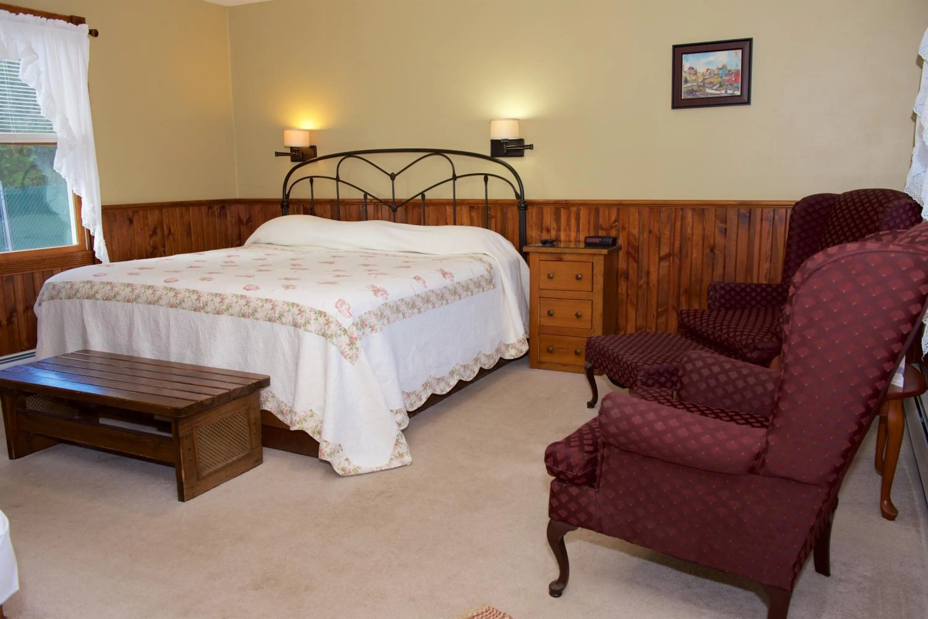 Bed in Myer Country Motel