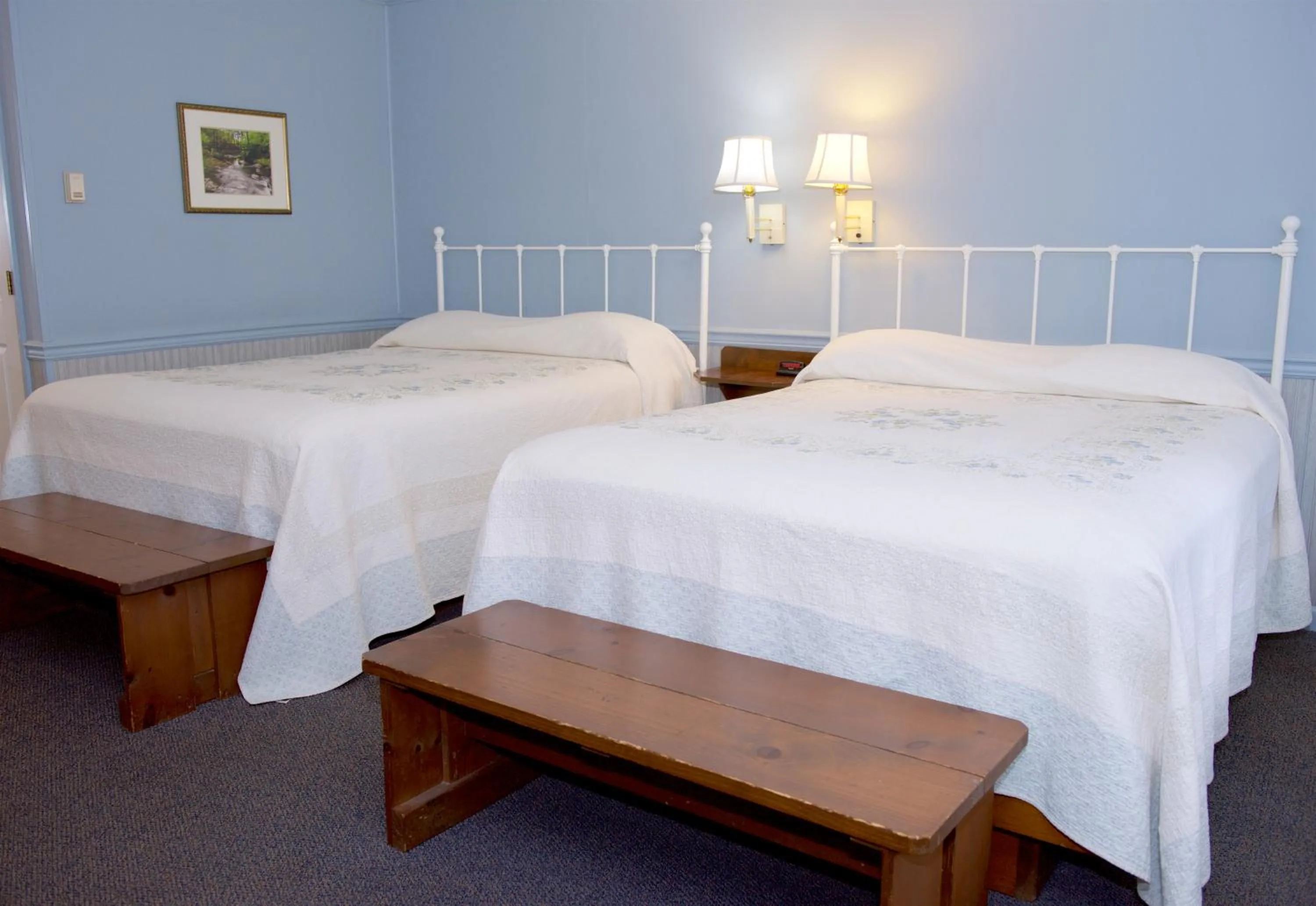 Bed in Myer Country Motel