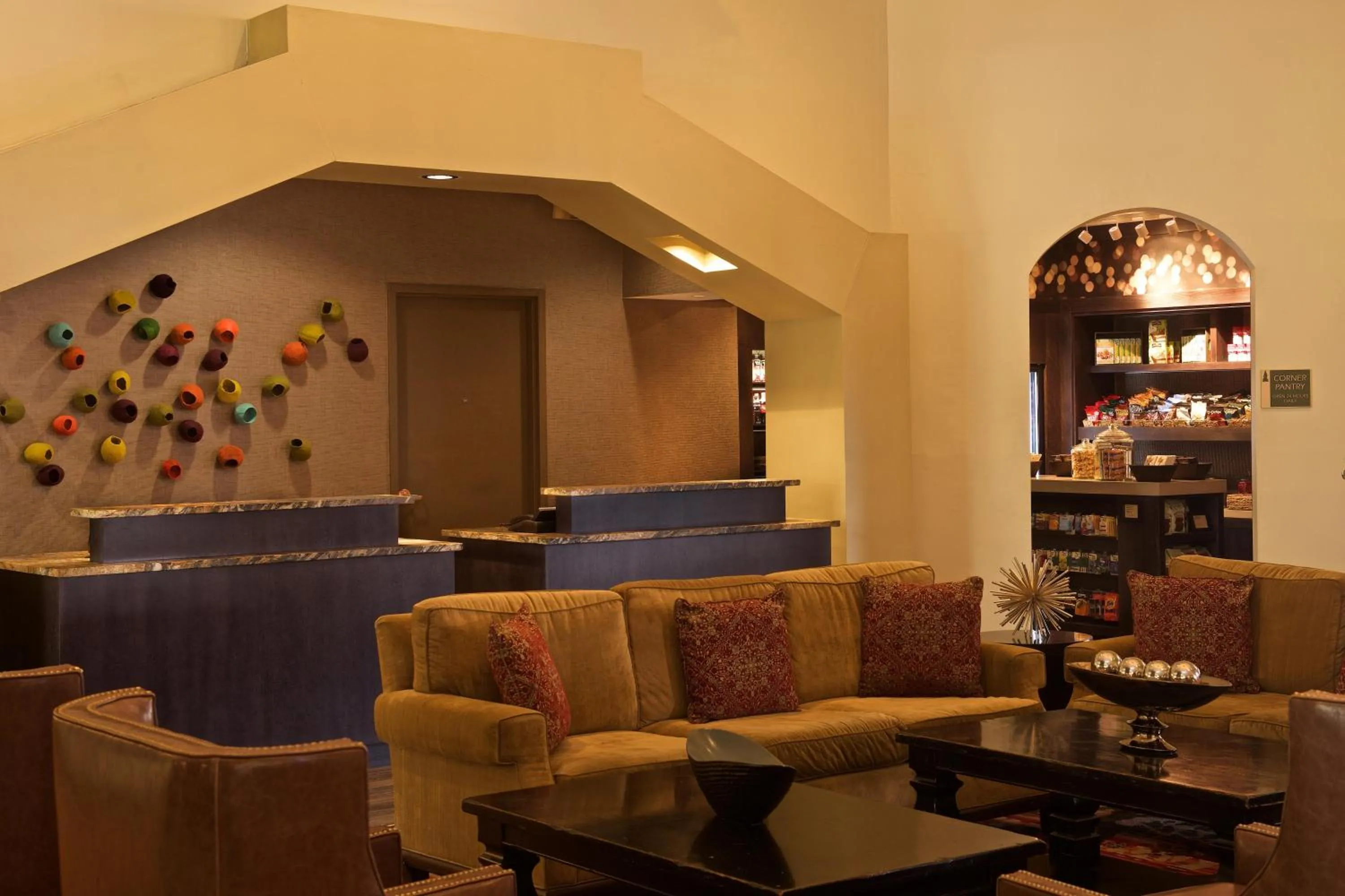 Lobby or reception in Embassy Suites by Hilton Flagstaff