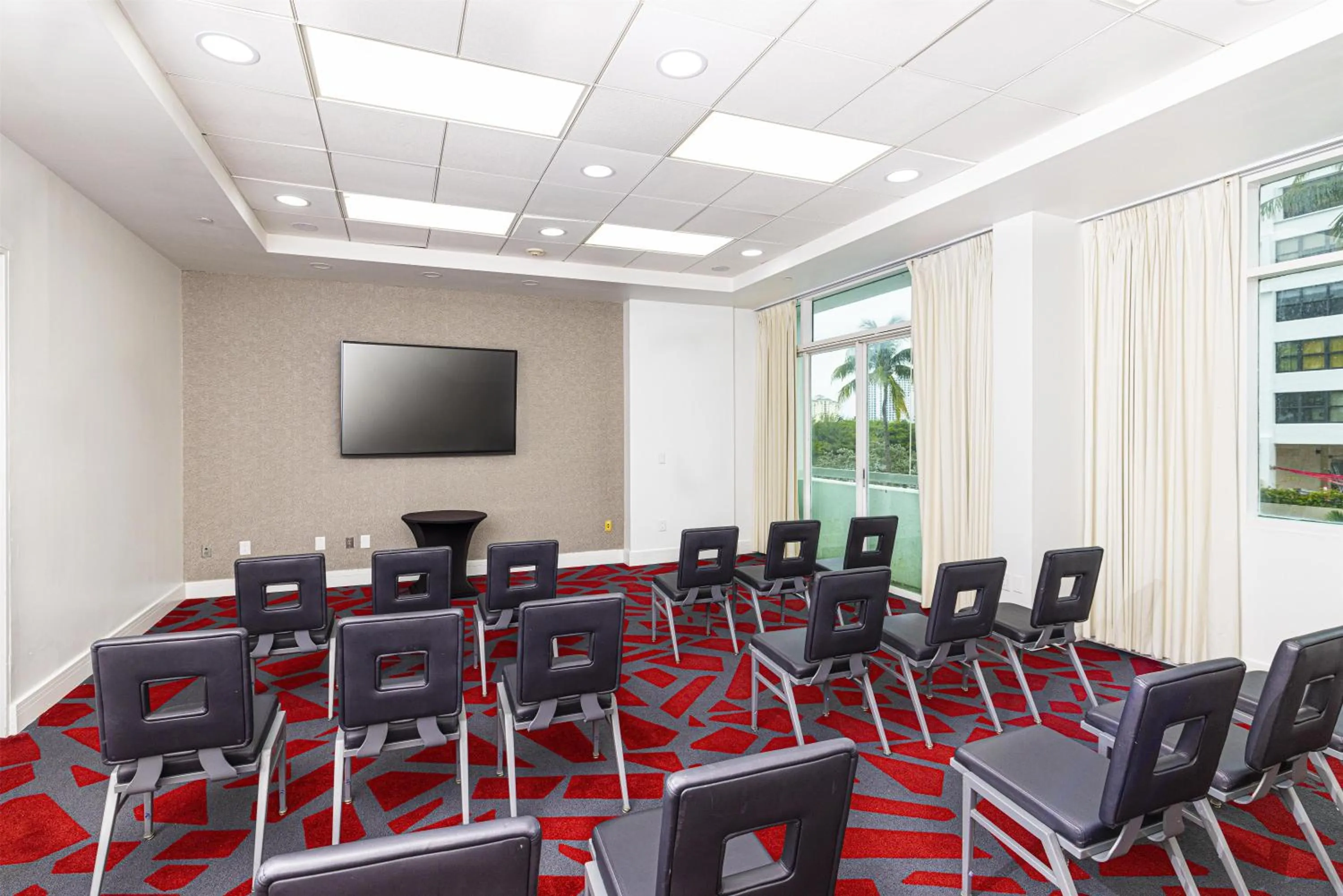 Meeting/conference room in GALLERY One - A DoubleTree Suites by Hilton Hotel
