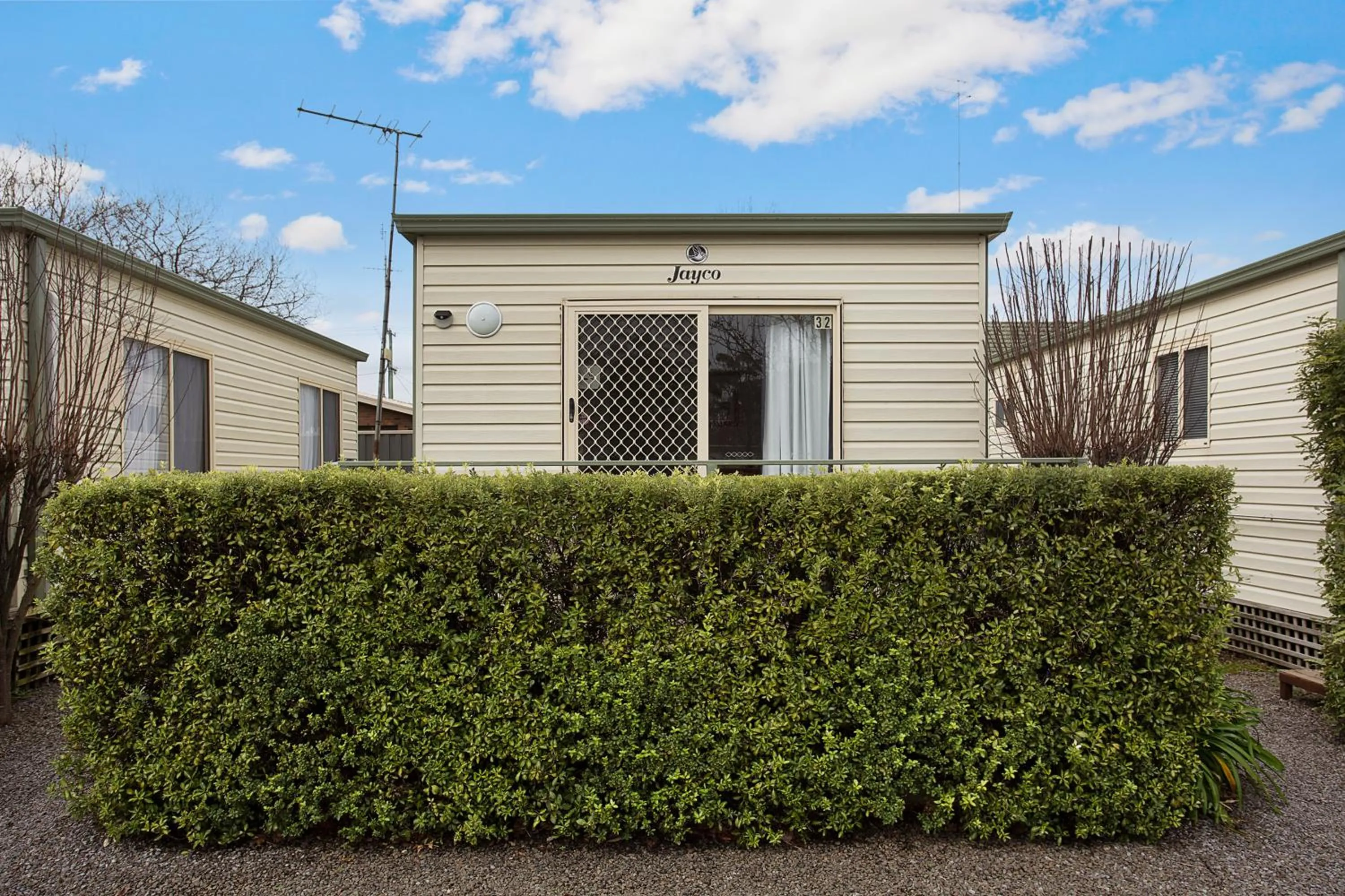 Property building in Lake Hamilton Motor Village and Caravan Park