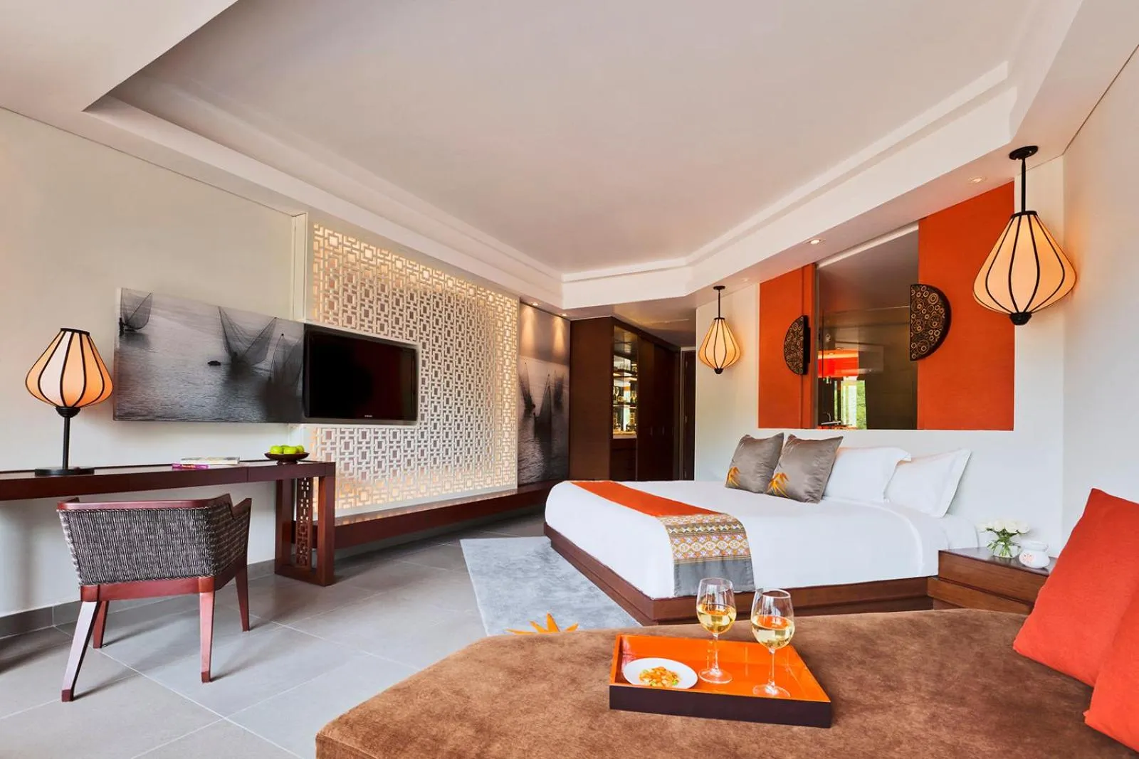 TV and multimedia in Angsana Lang Co