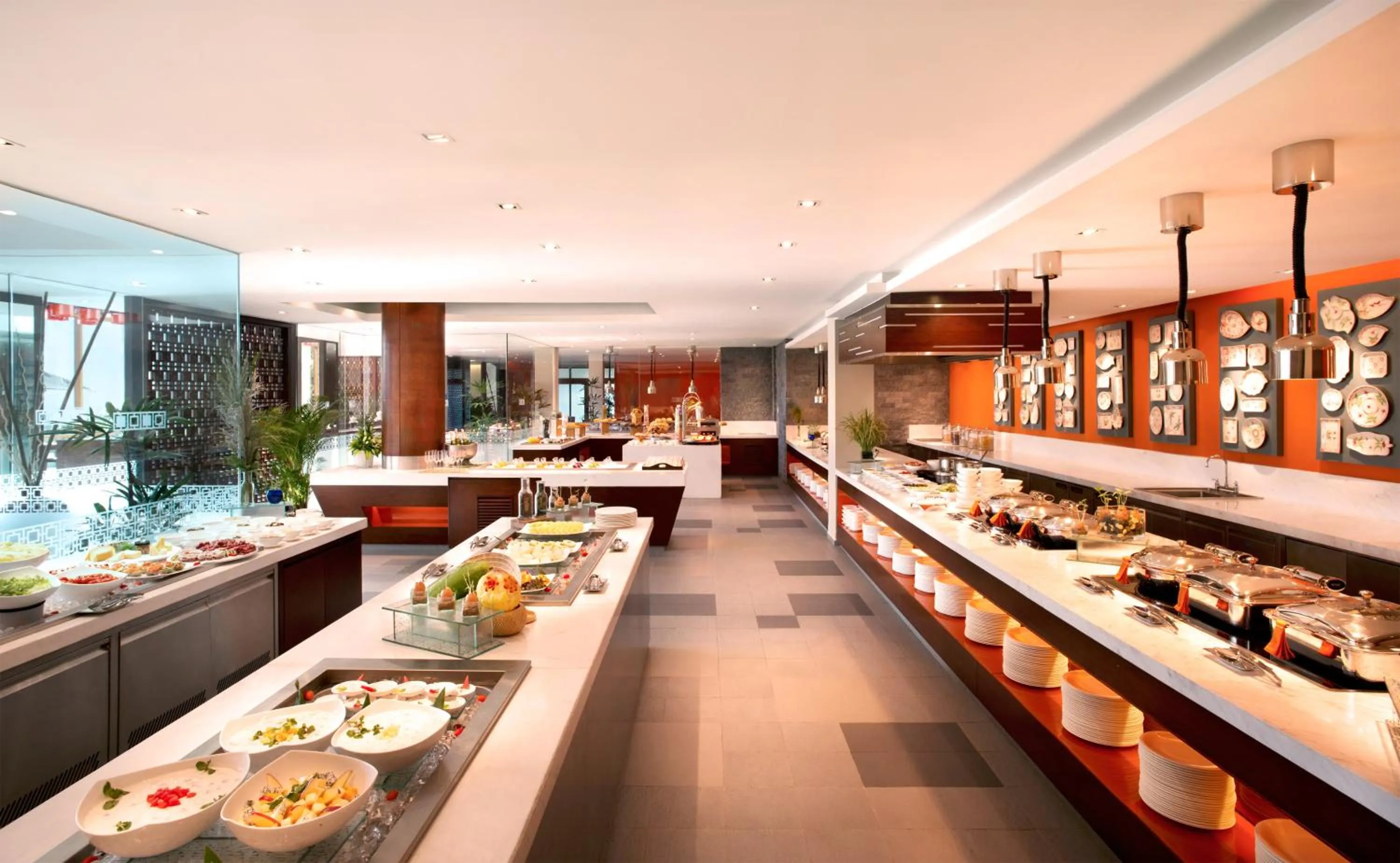 Restaurant/places to eat in Angsana Lang Co