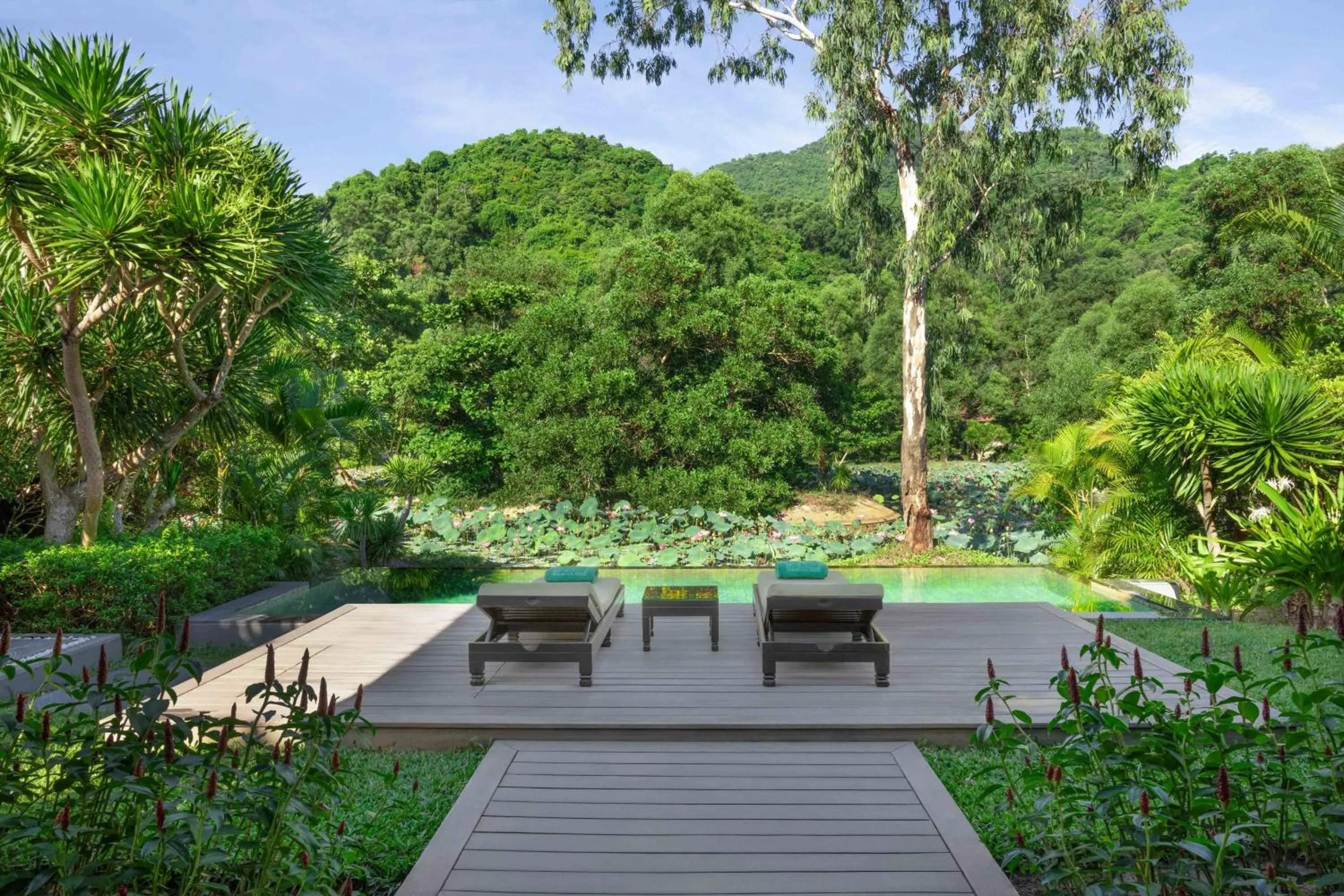 Lake view in Banyan Tree Lang Co