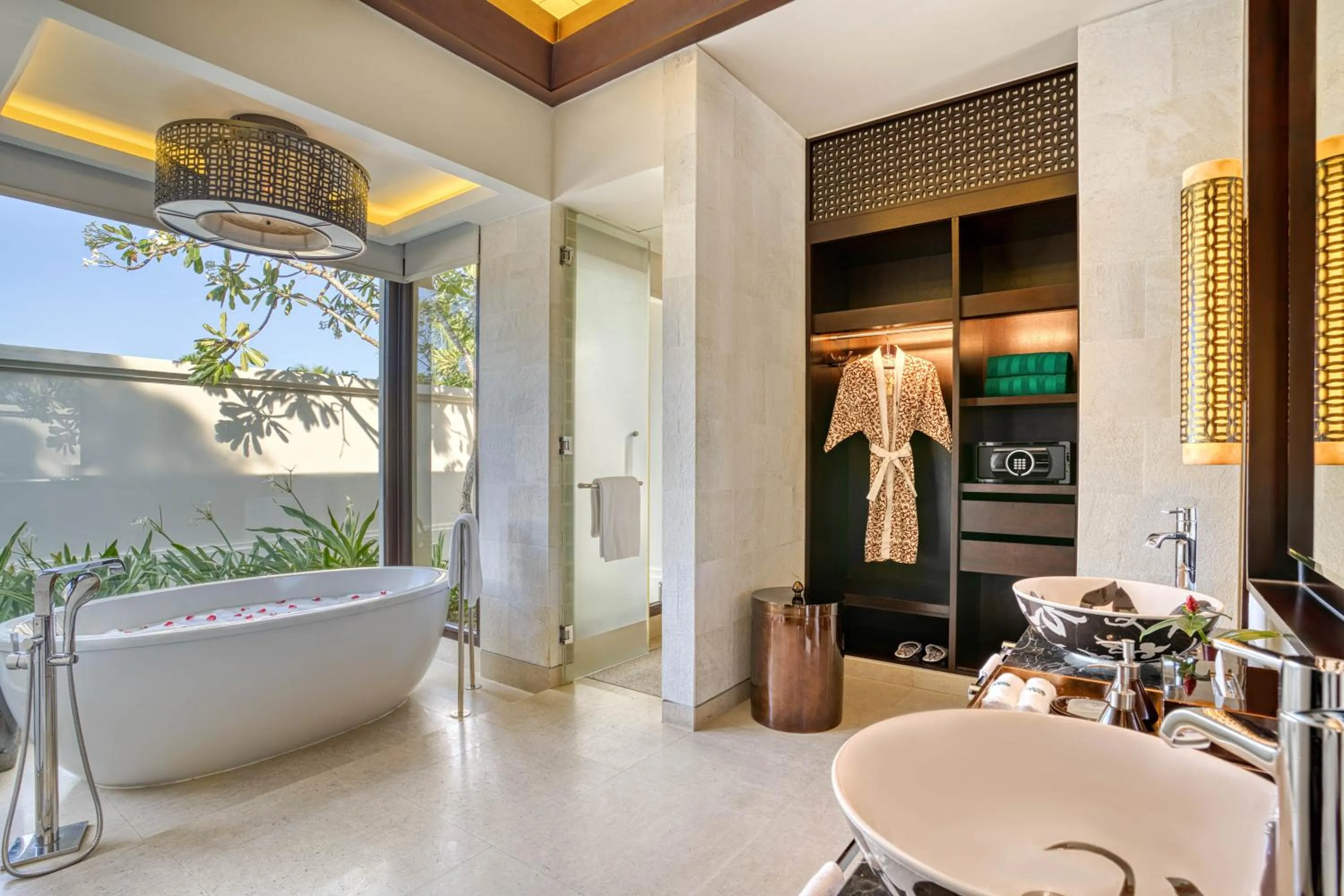 Bathroom in Banyan Tree Lang Co