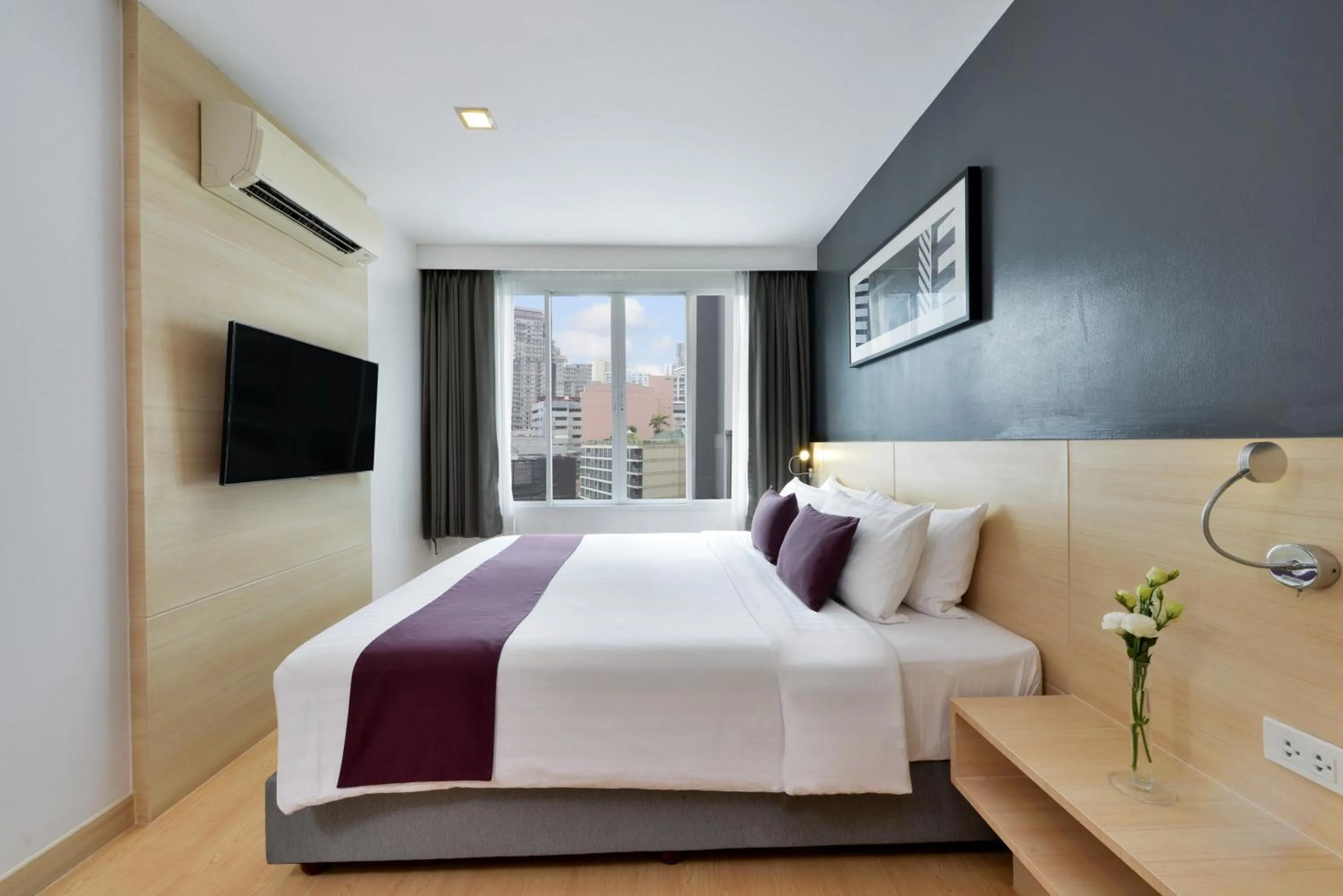 Bedroom, Bed in Arize Hotel Sukhumvit