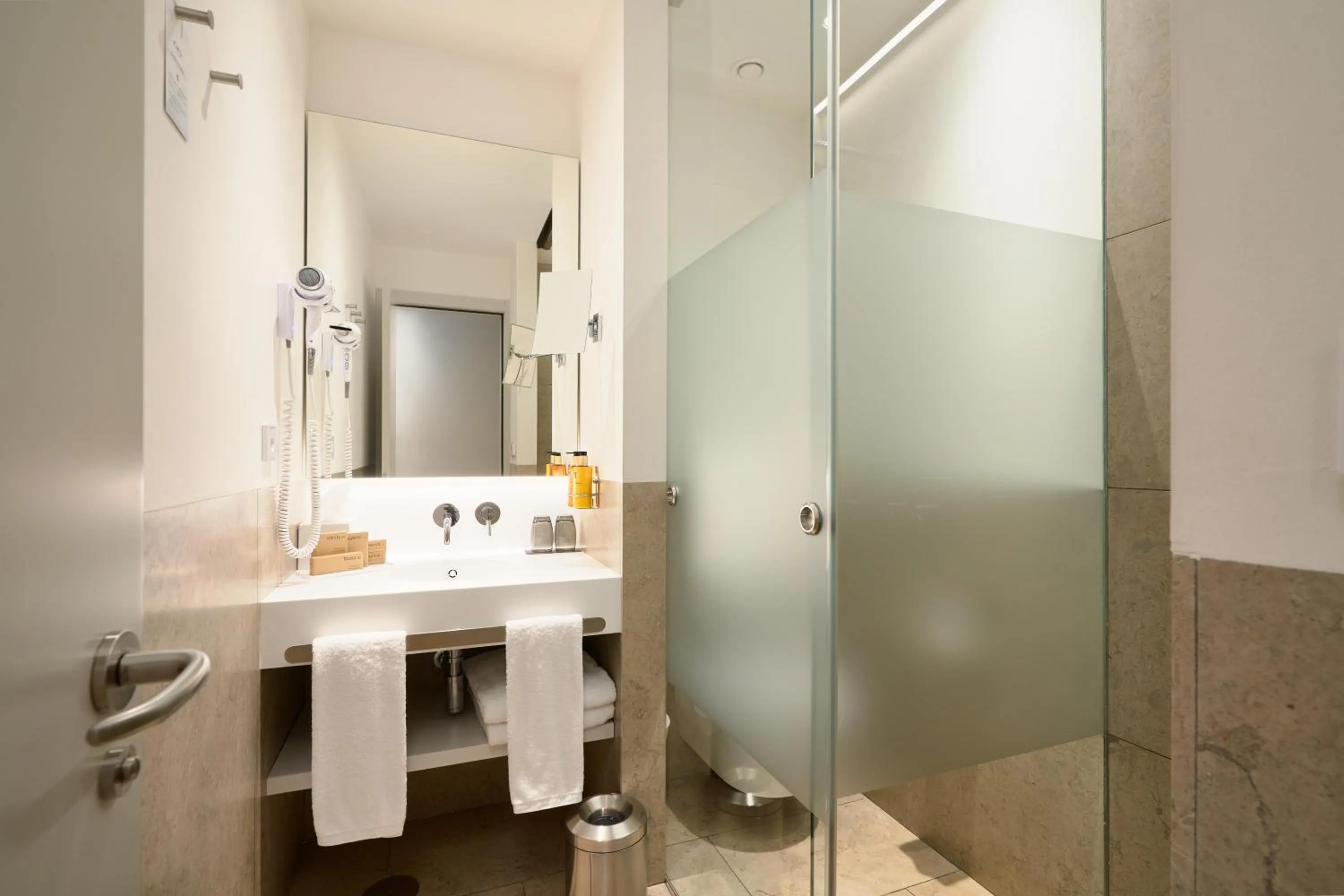 Bathroom in Hotel Kivir