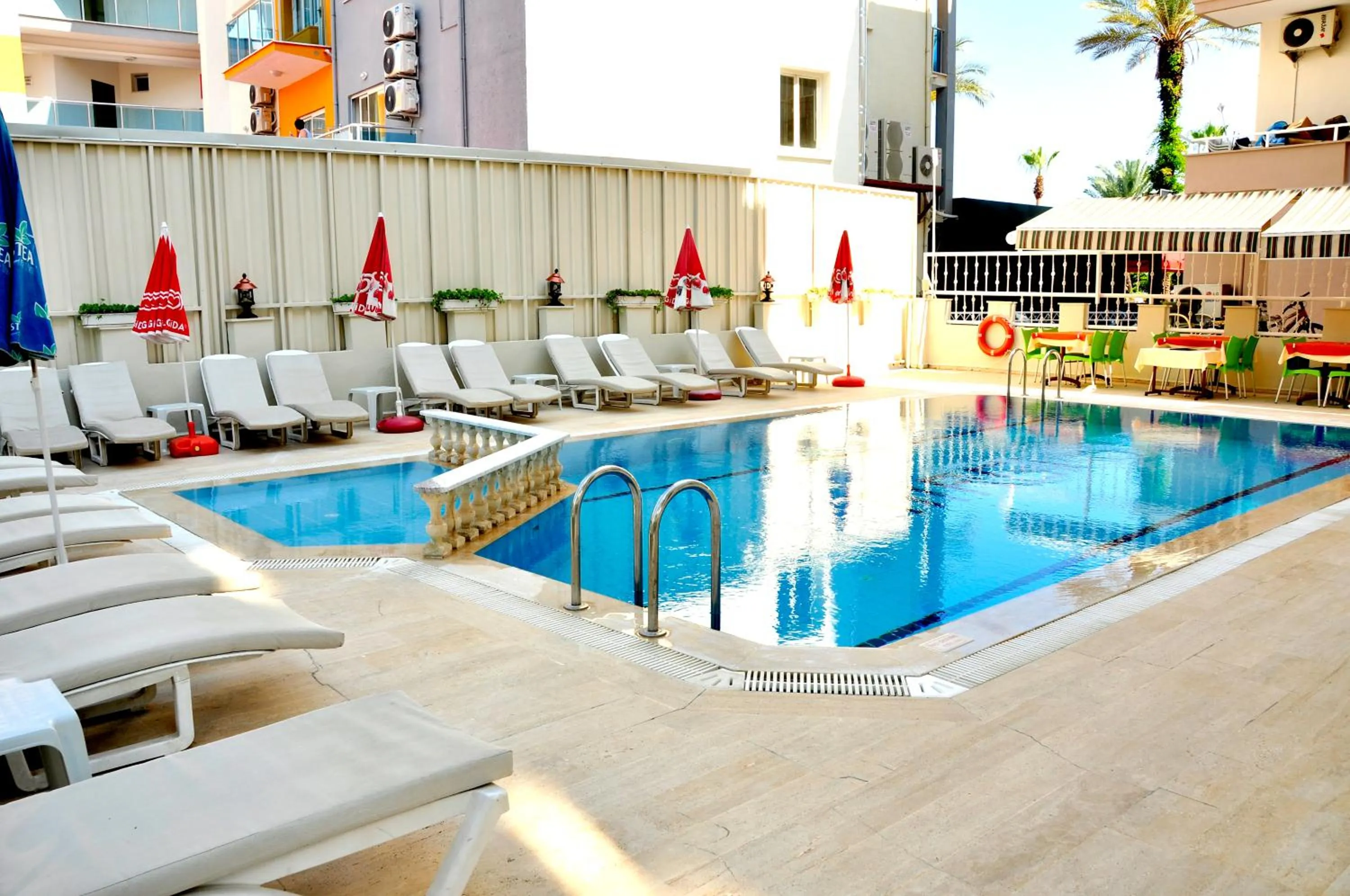 Swimming pool in Magi Apart Hotel