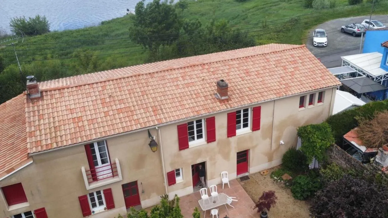 Nearby landmark in BEDLOIRE