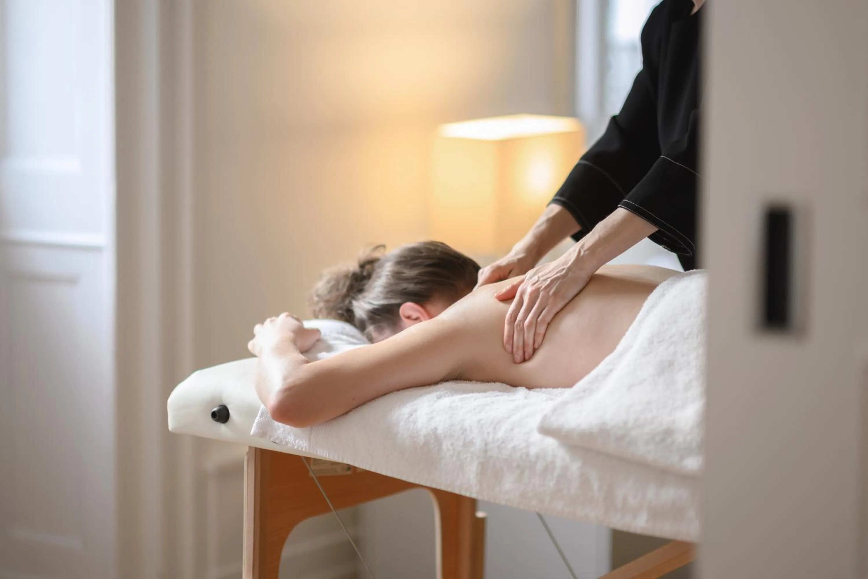 Massage in Swiss Luxury Apartments Geneva