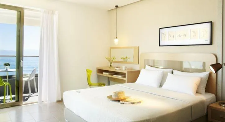 Photo of the whole room in Margarita Sea Side Hotel