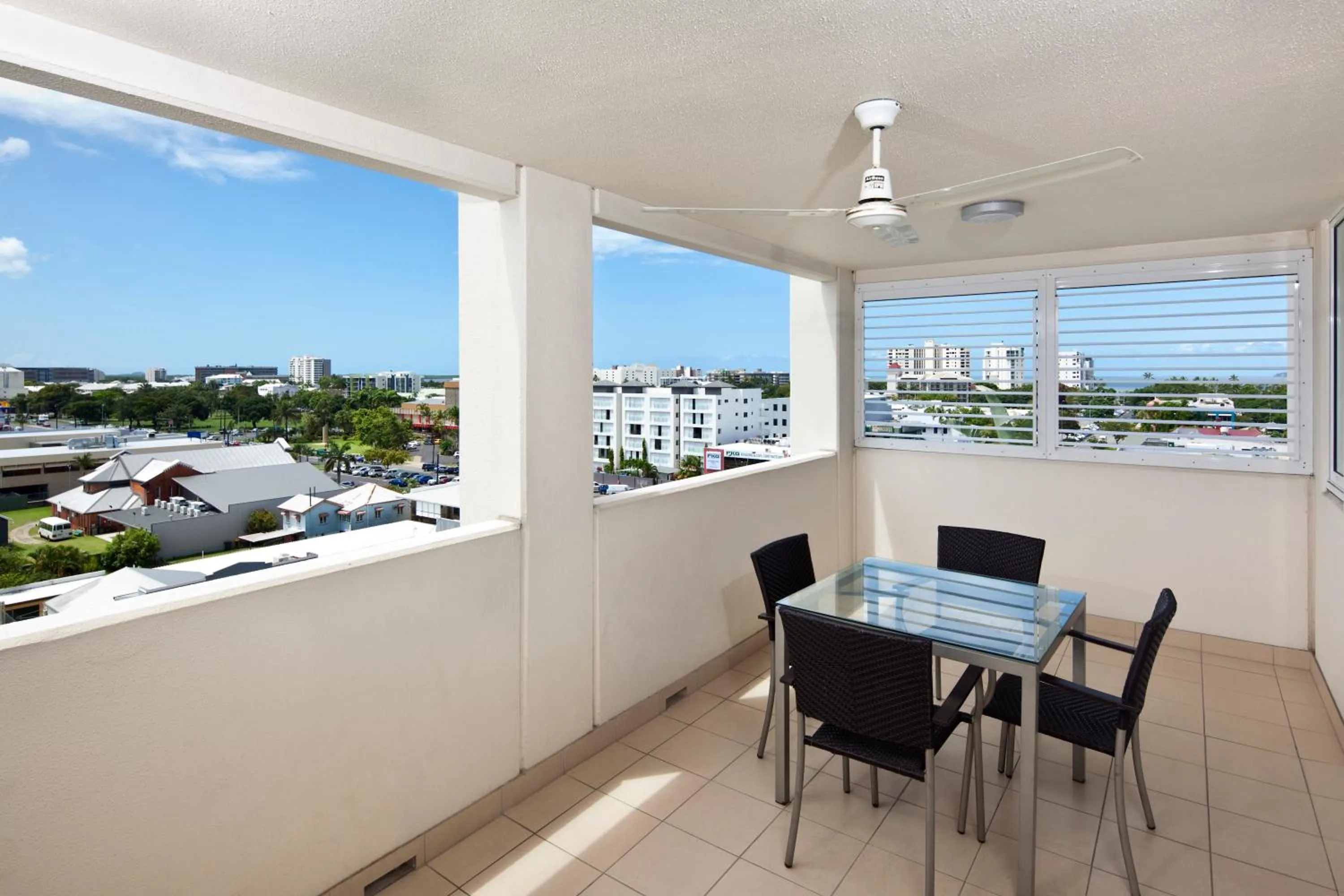 Balcony/Terrace in Cairns Central Plaza Apartment Hotel Official