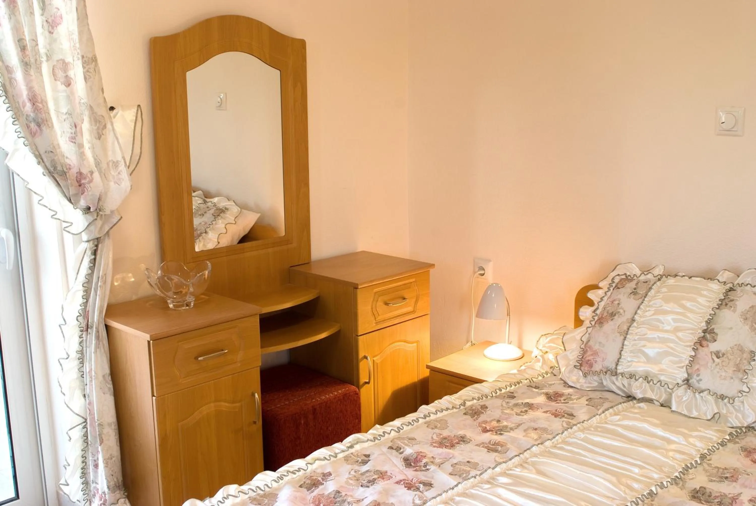 Bedroom, Bed in Rooms Nancy