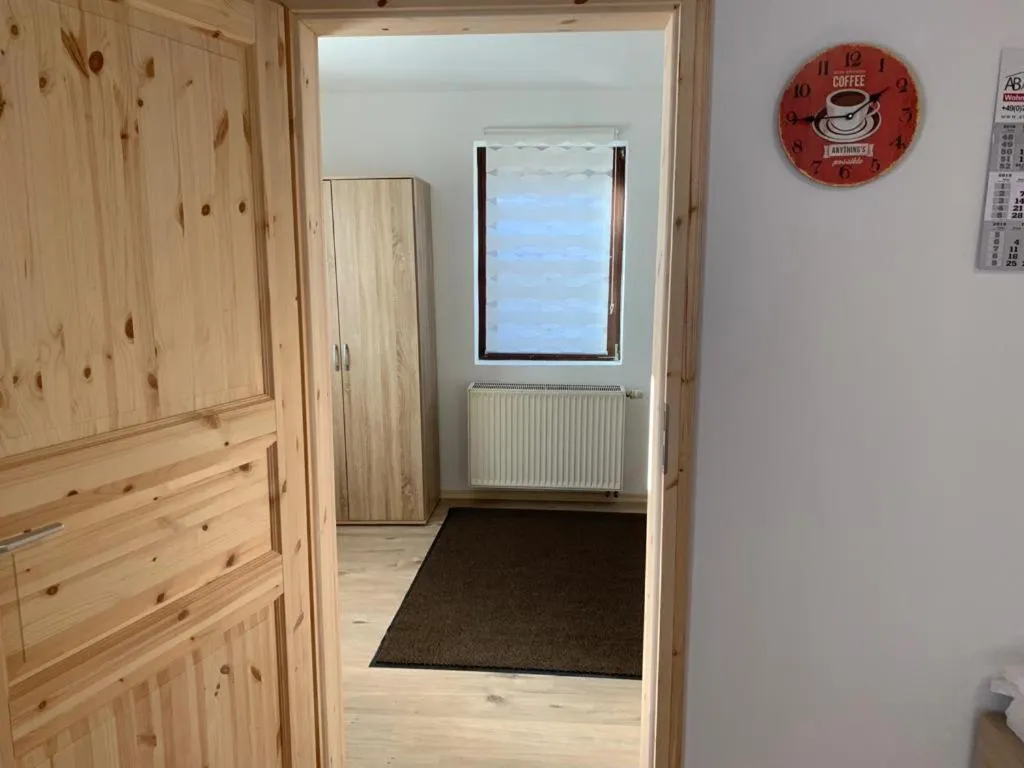 AB Apartment - Zimmer mit Gemeinschaftsräumen in Uhingen