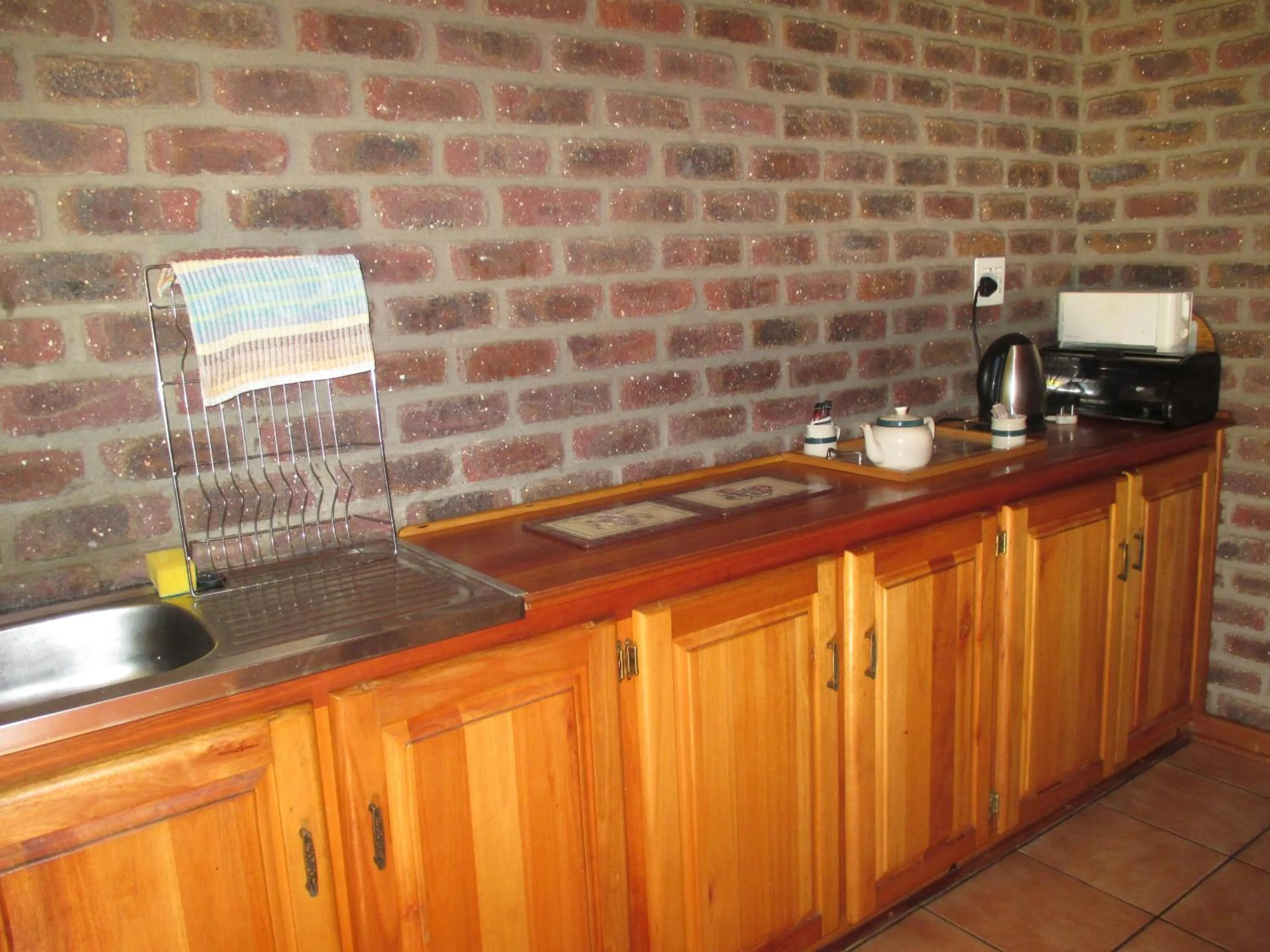 Kitchen or kitchenette in Thaba Tsweni Lodge & Safaris