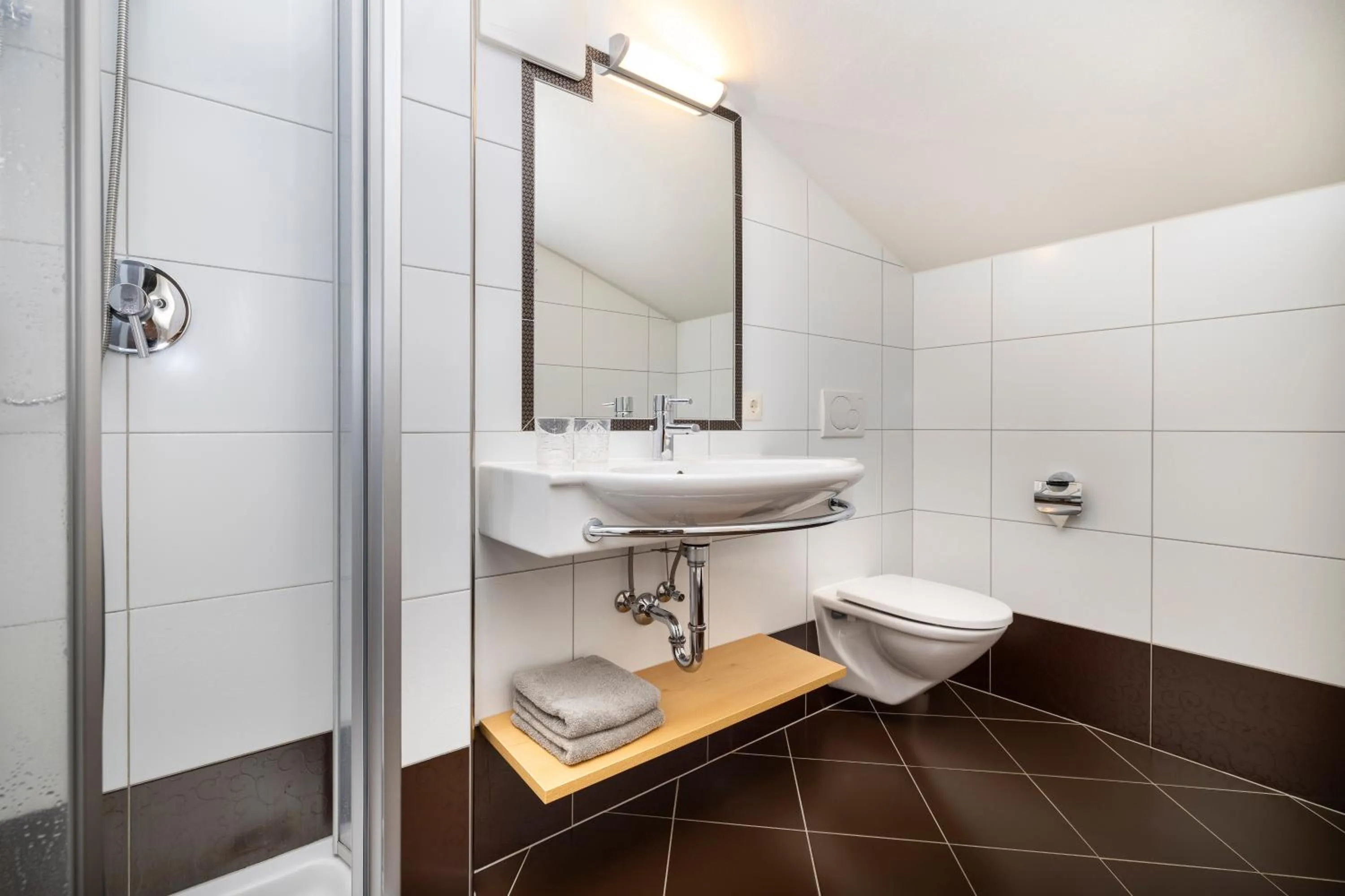 Bathroom in Aparthotel Jägerheim