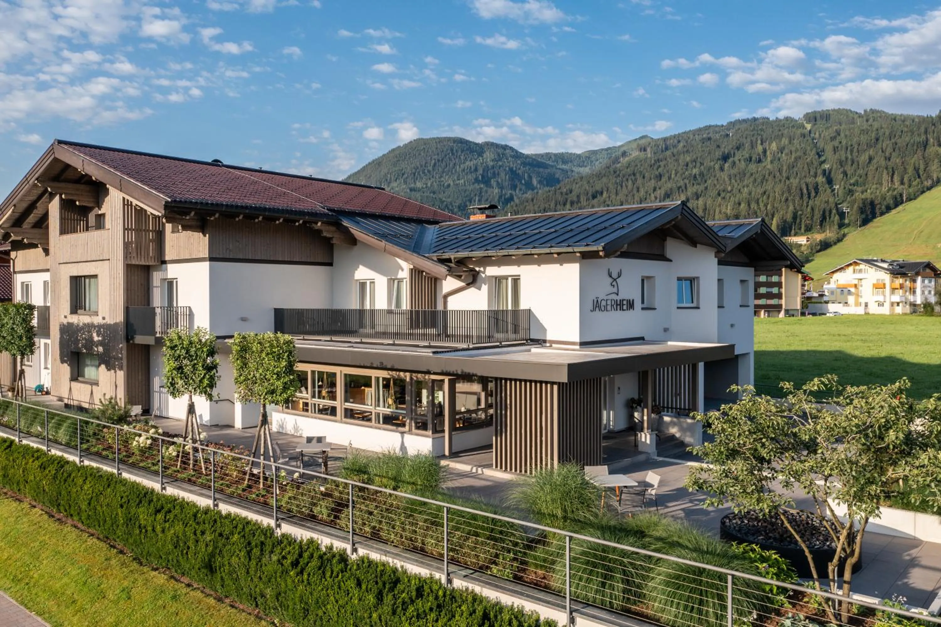 Property building in Aparthotel Jägerheim