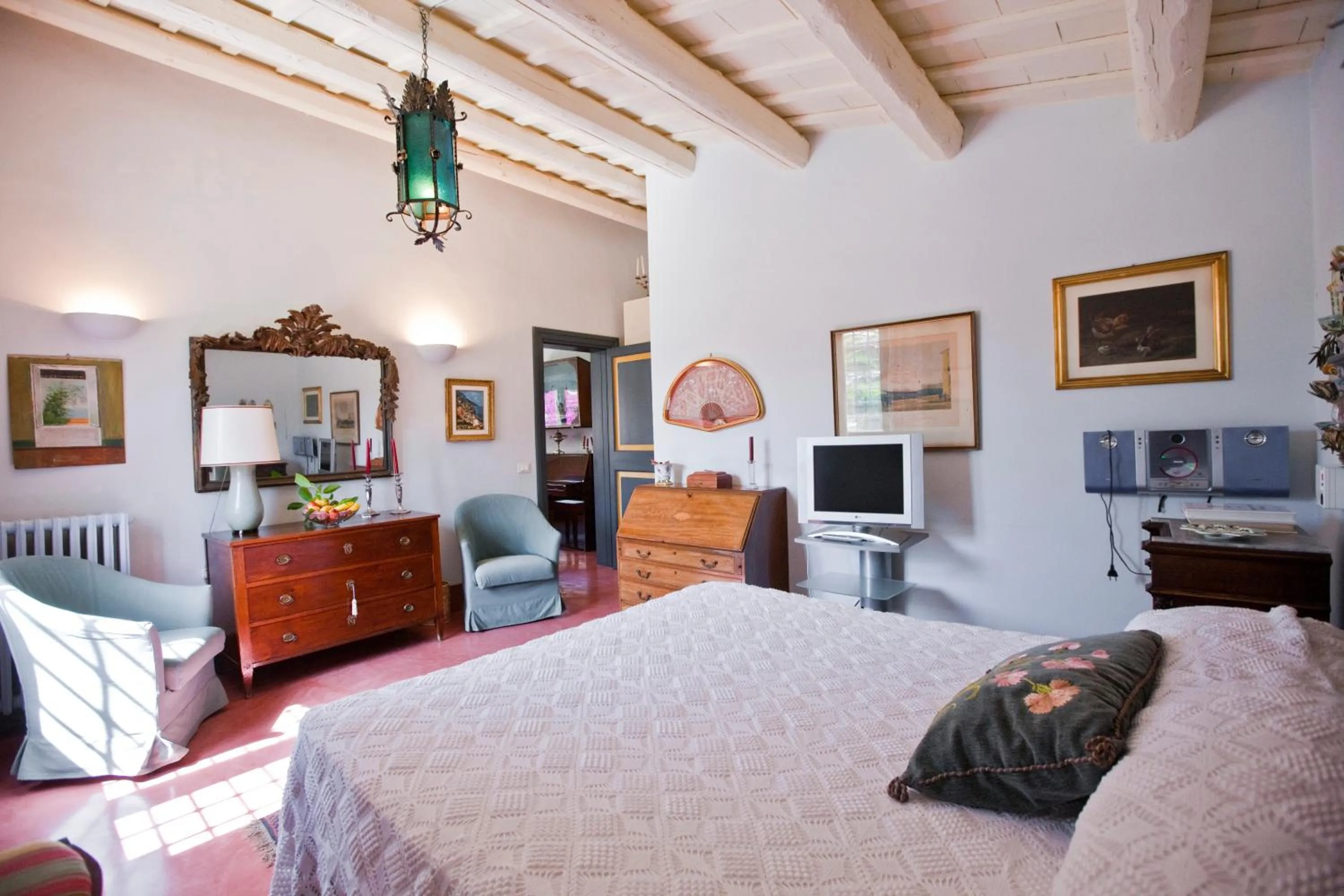 Photo of the whole room, Bed in Baglio Sant'Andrea