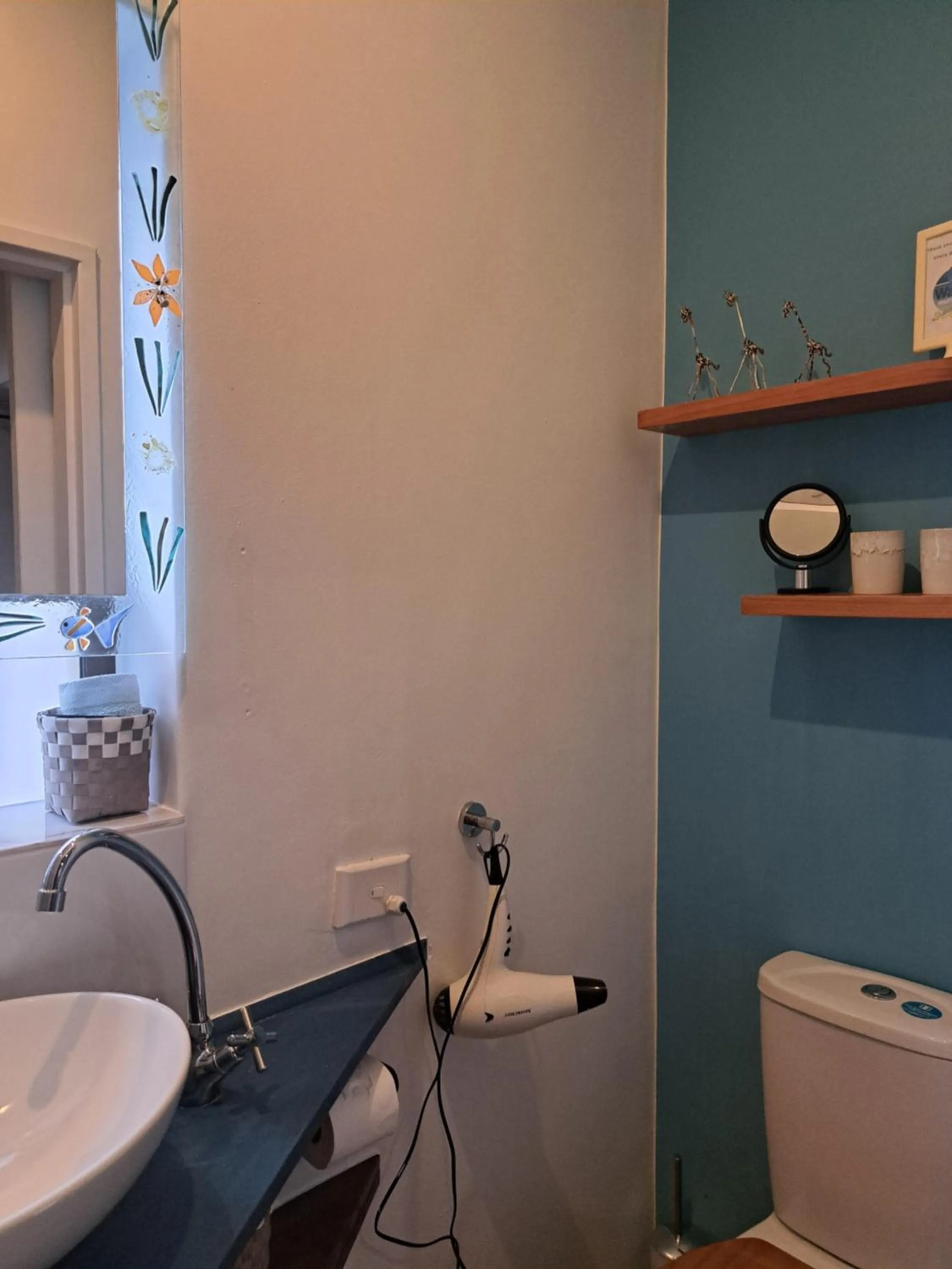 Toilet in Khashamongo B & B